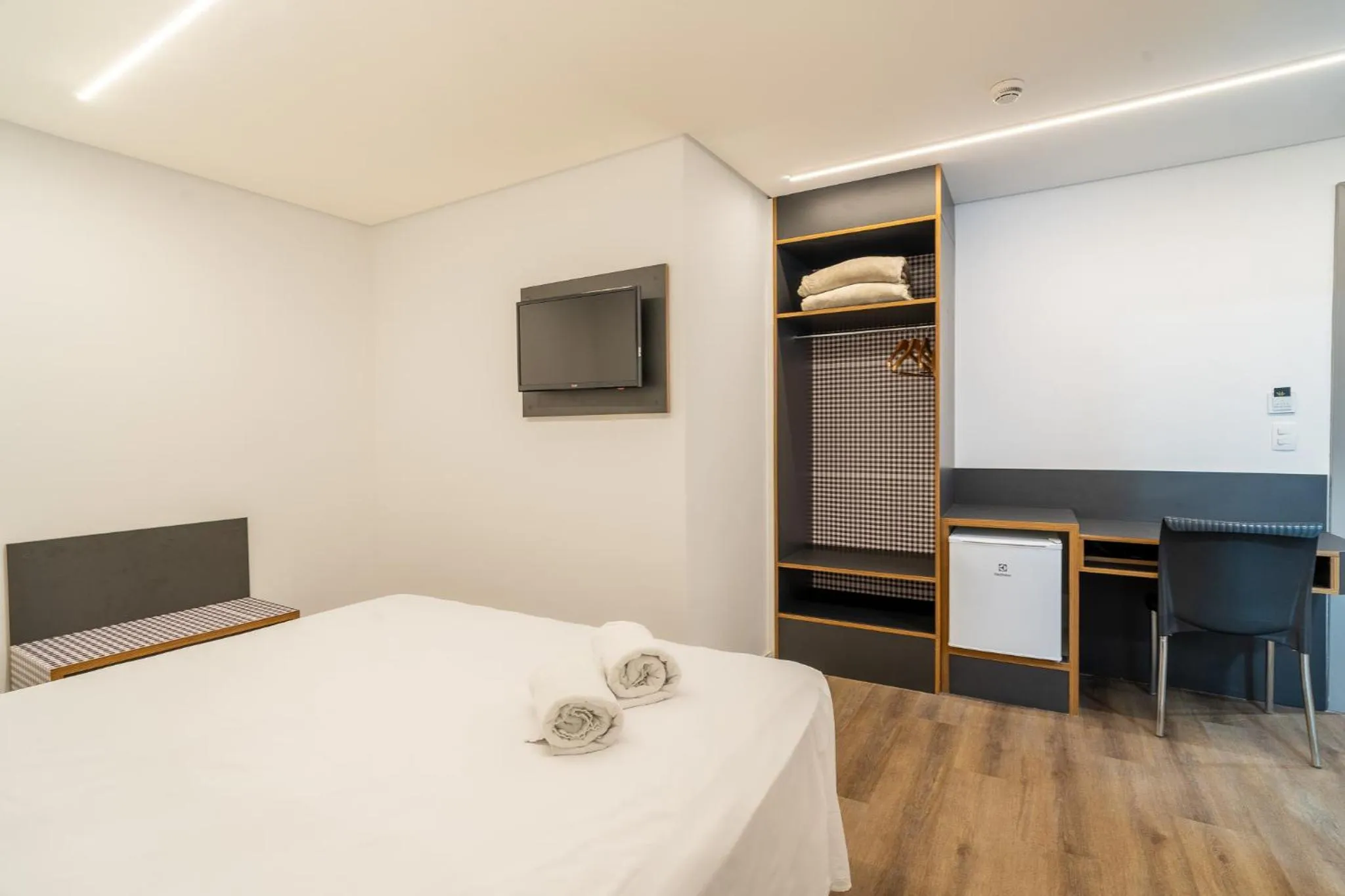 Bed in Uniclass Hotel Lapa