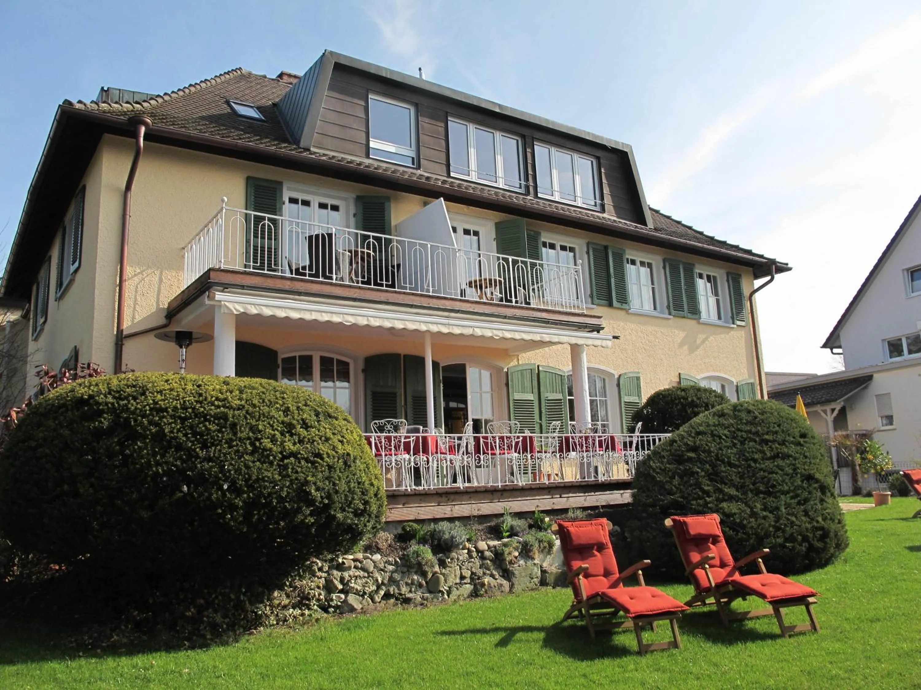 Facade/entrance in Villa Neugarten