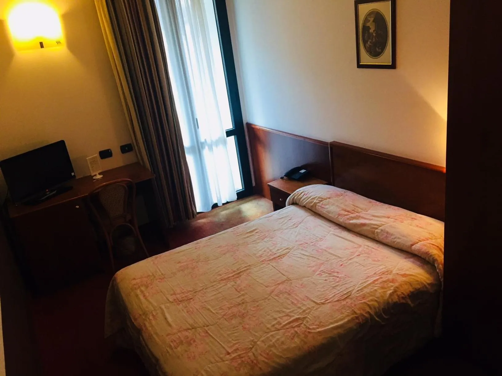 Bed in Hotel Serenella
