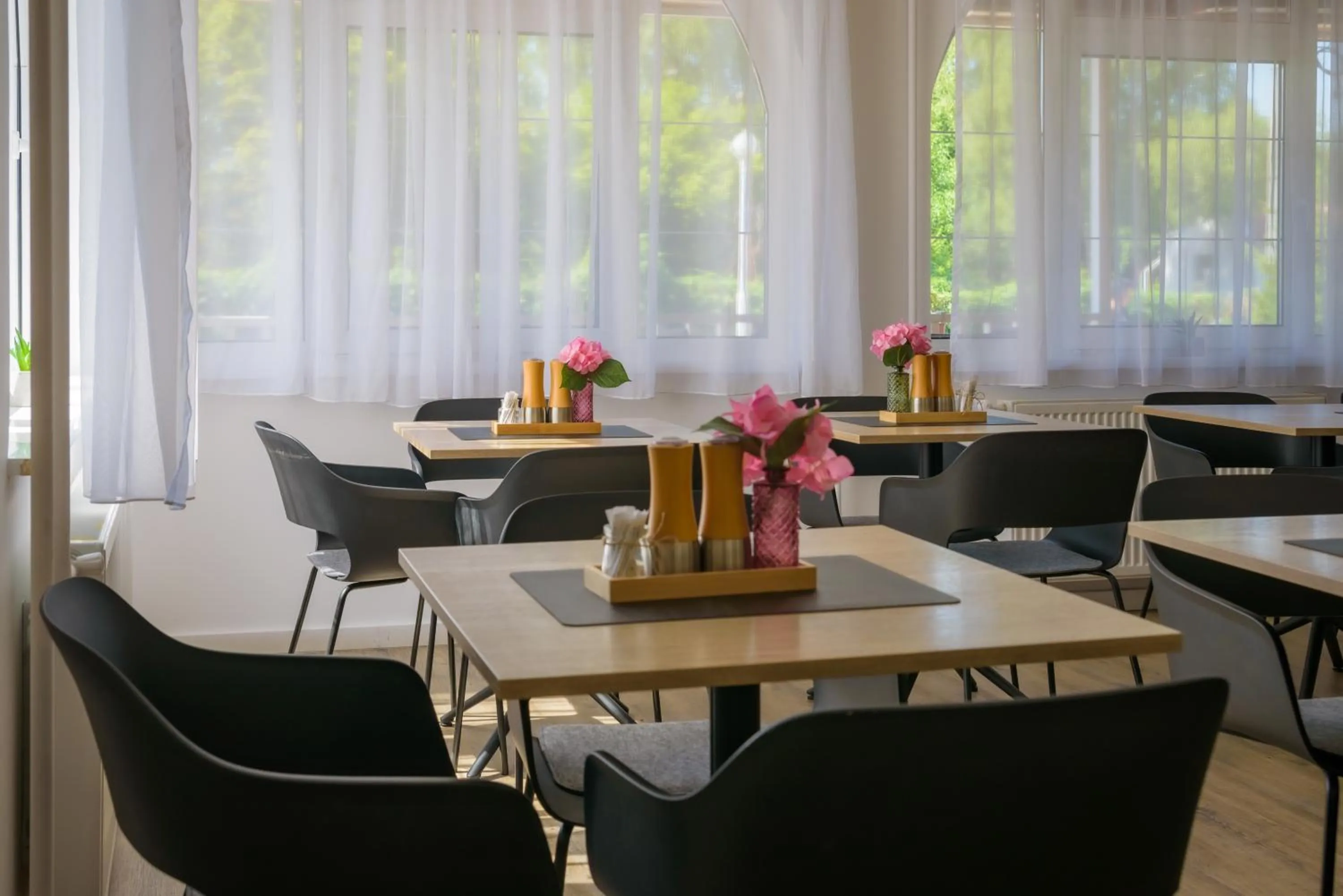 HBH Bajor Sörház Sólyomfészek Panzió