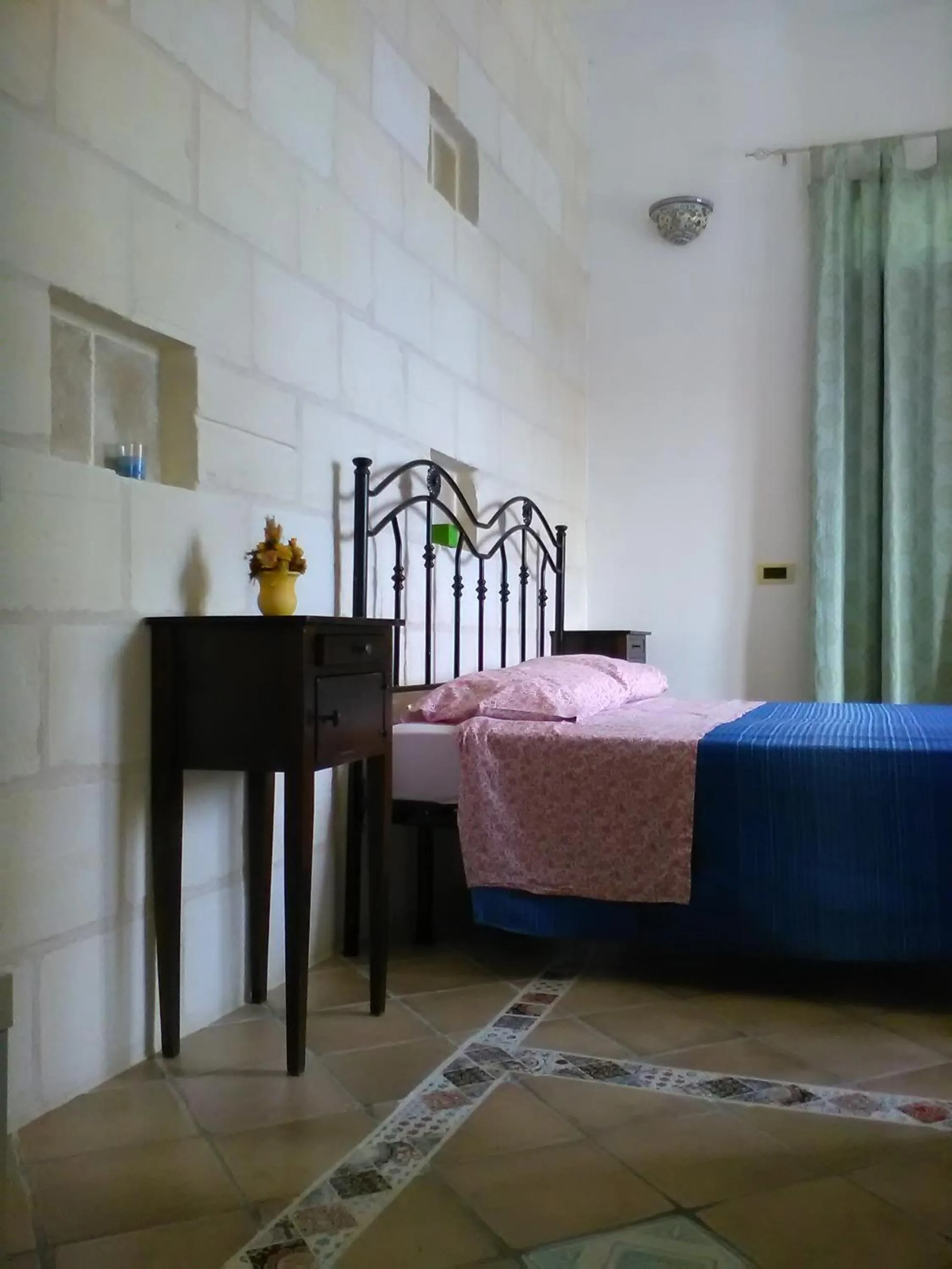 Bedroom, Bed in U' Iazzu