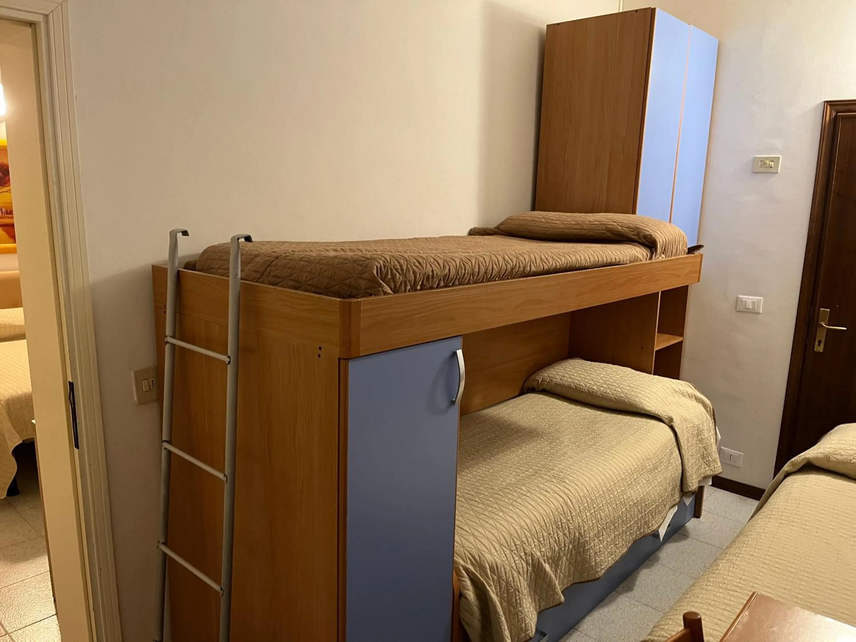 Bed in Hotel Touring