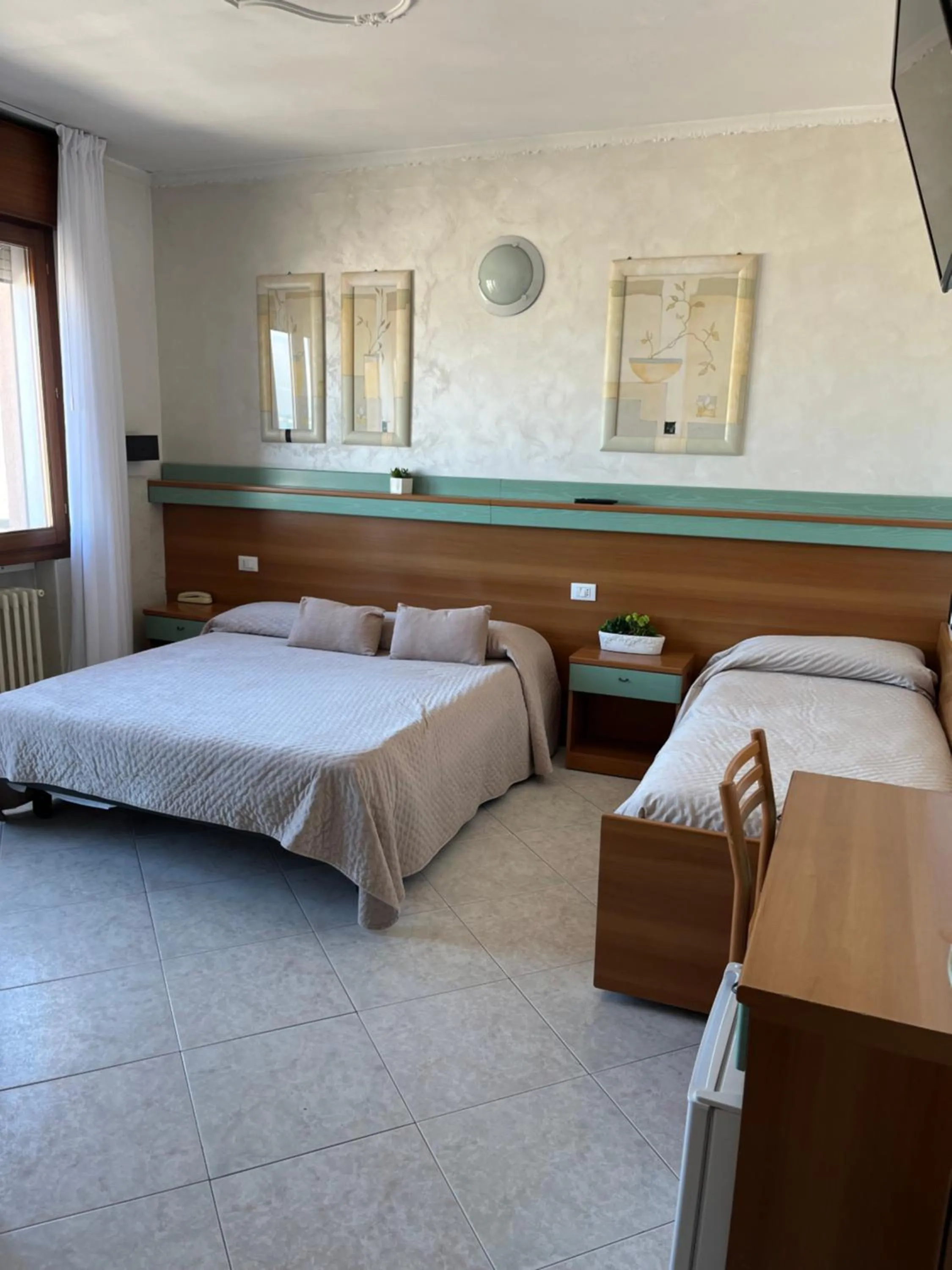 Bed in Hotel Touring