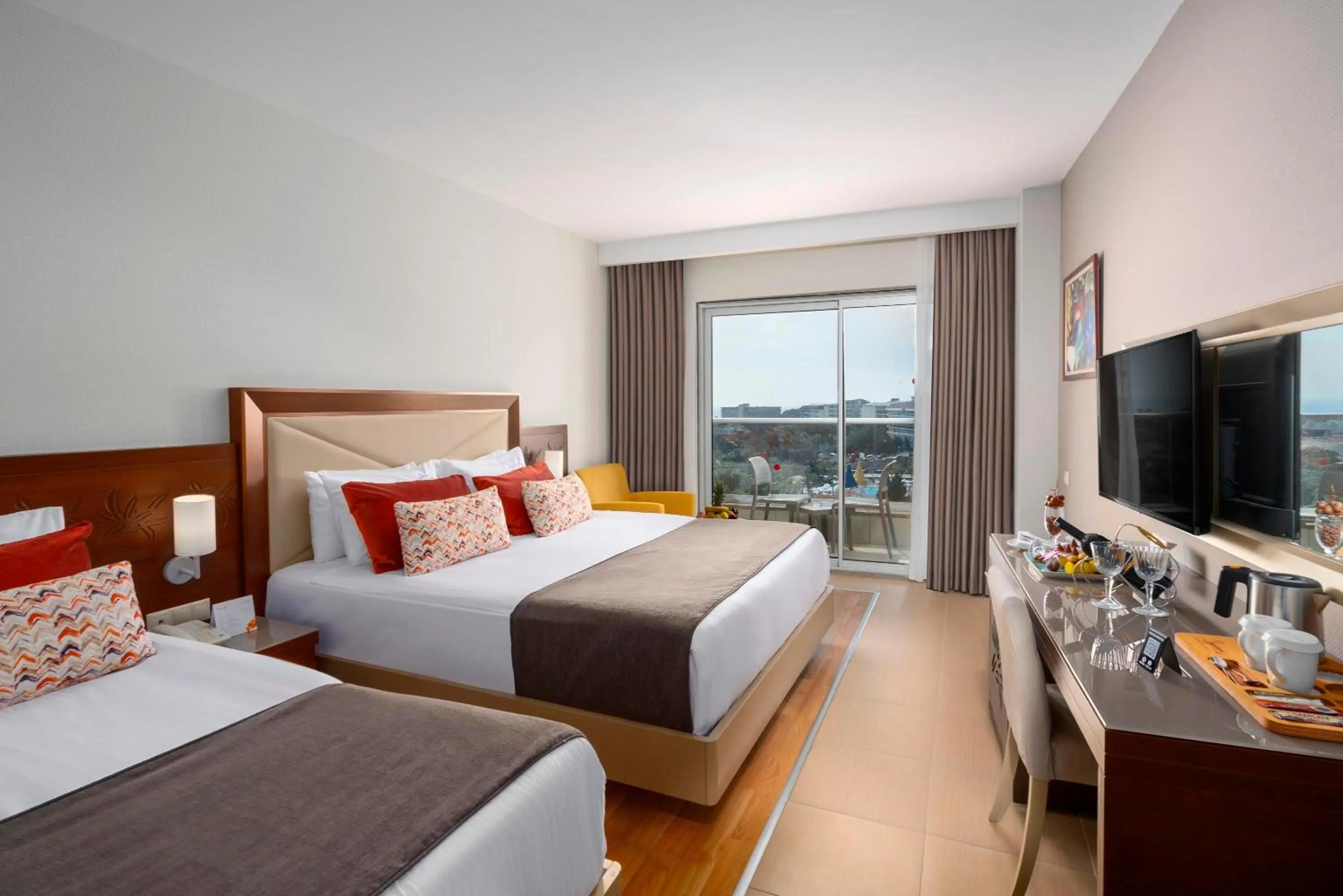 Photo of the whole room, Bed in Leodikya Kirman Premium - Ultra All Inclusive