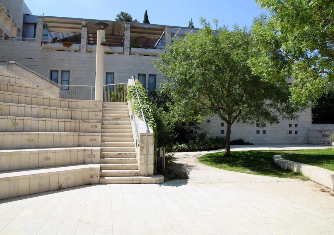 Property building in HI Rabin - Jerusalem Hostel