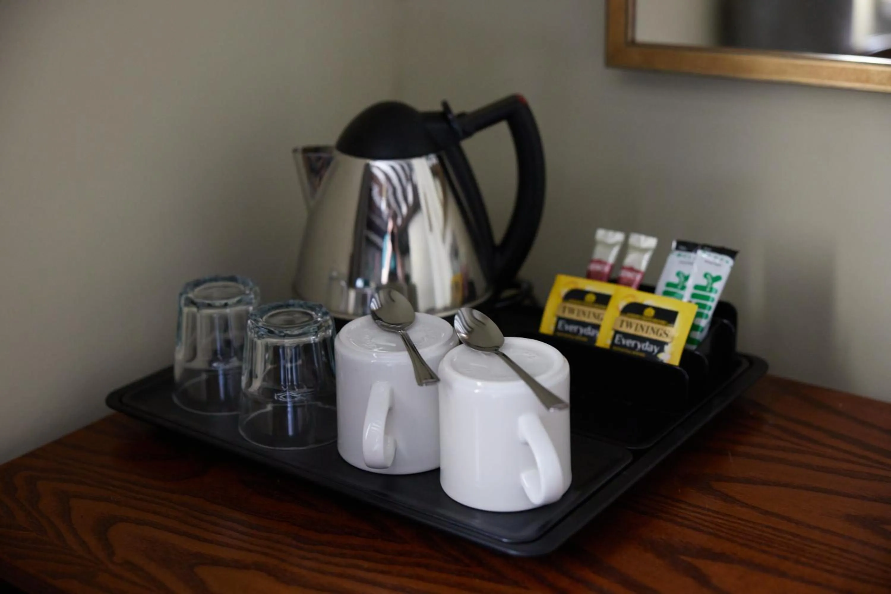 Coffee/tea facilities in Narborough Arms