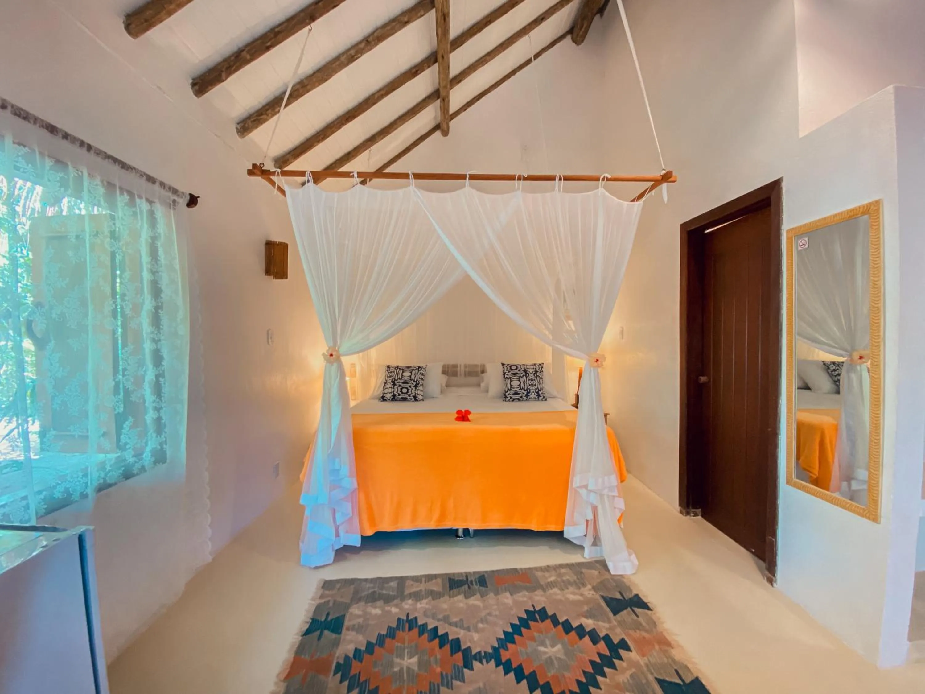 Property building, Bed in Pousada San Antonio Praia