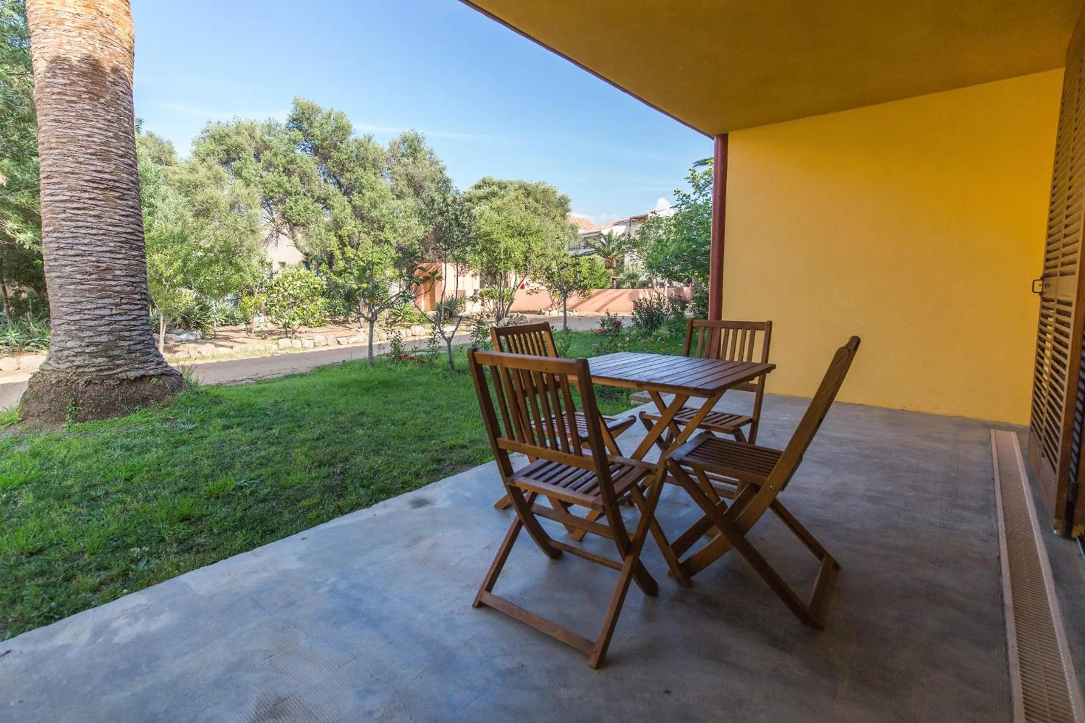 Garden view in Casa Vecchia rooms + apartments