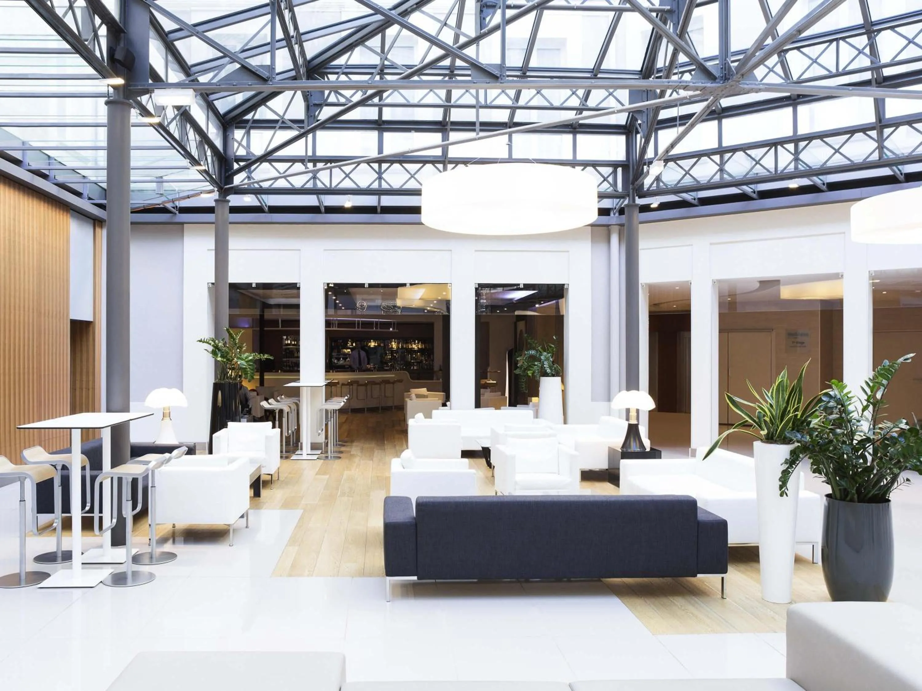 Property building in Novotel Toulouse Centre Wilson