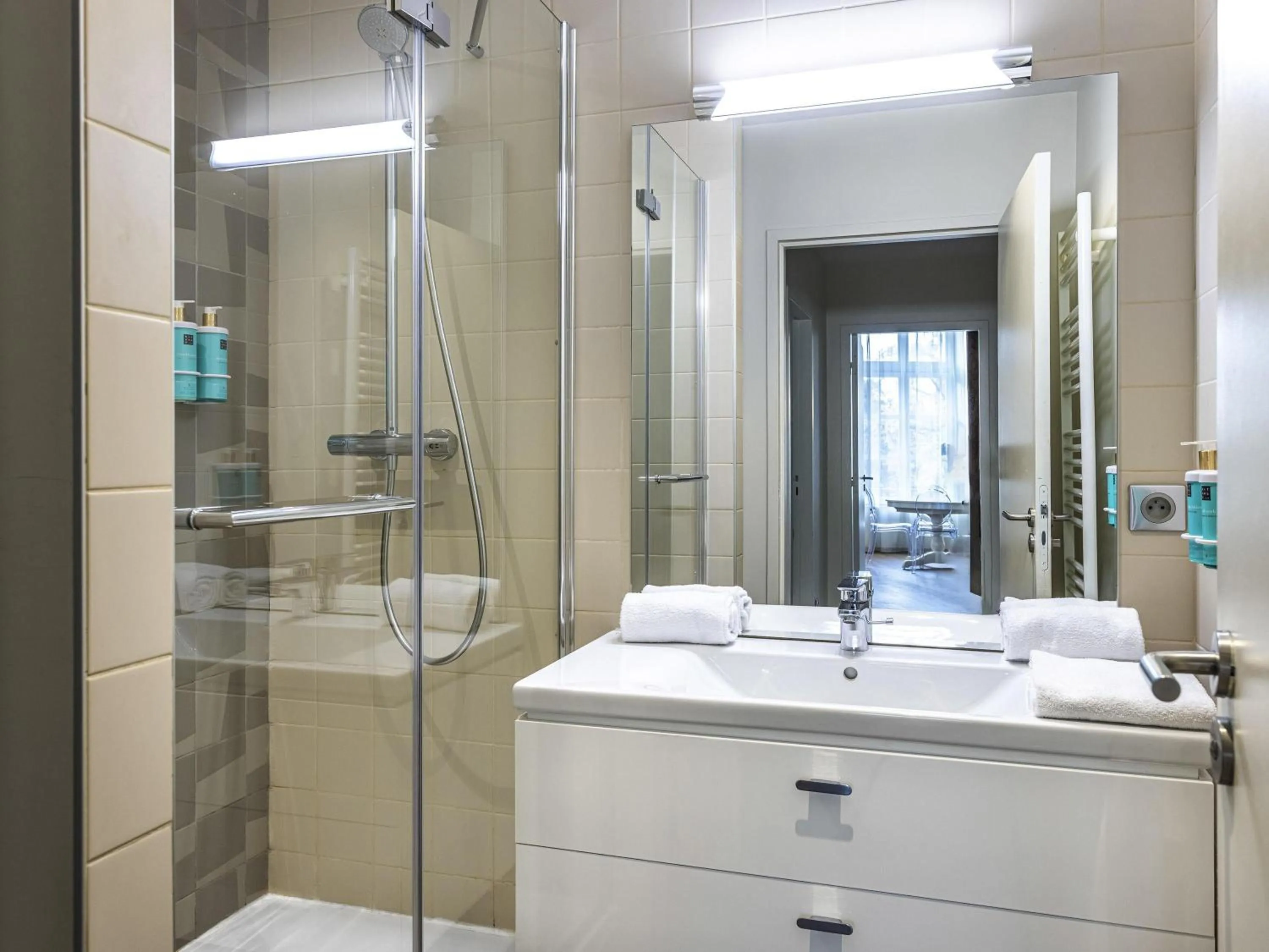 Bedroom in Novotel Toulouse Centre Wilson