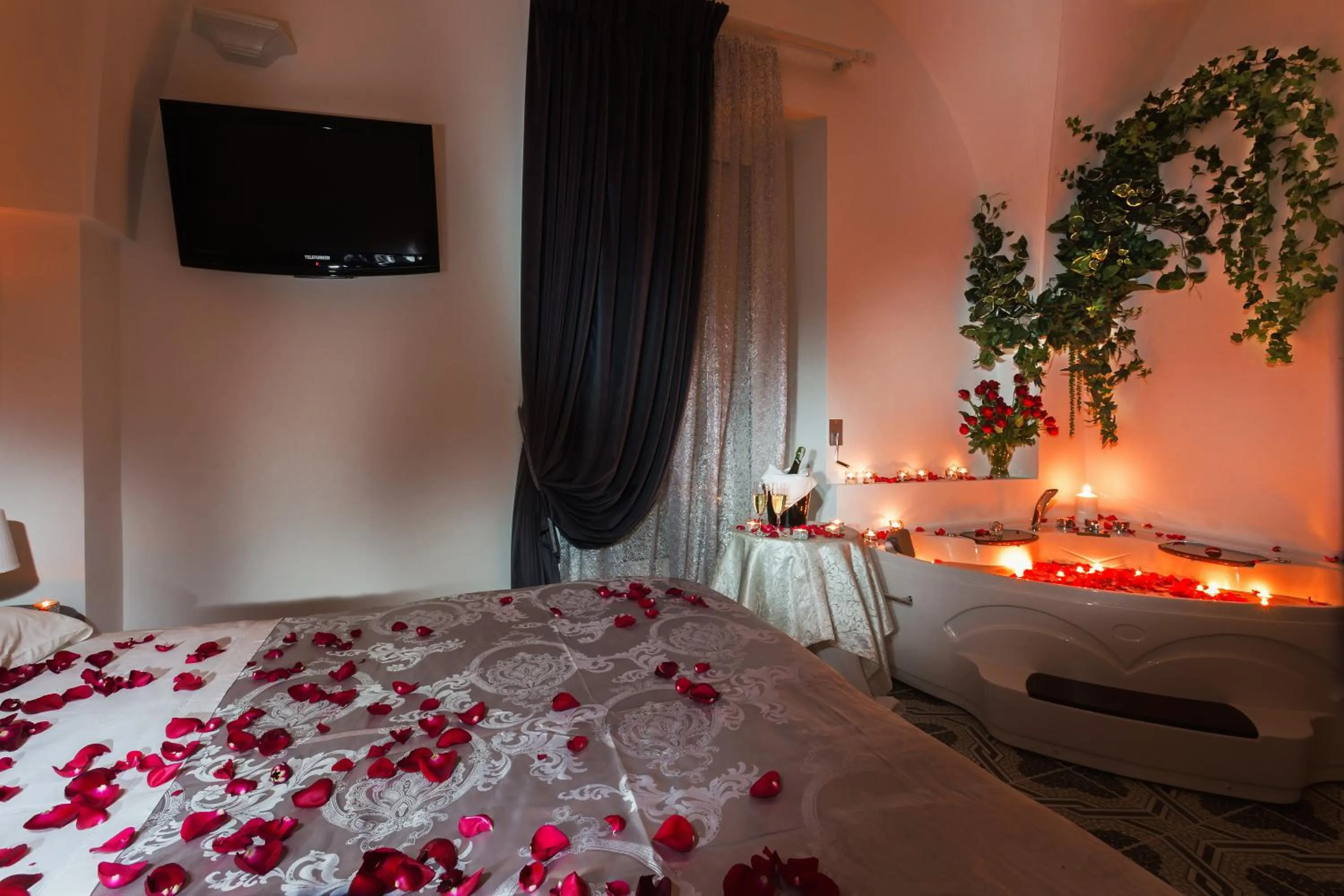 Evening entertainment in Il Sogno Di Pandora