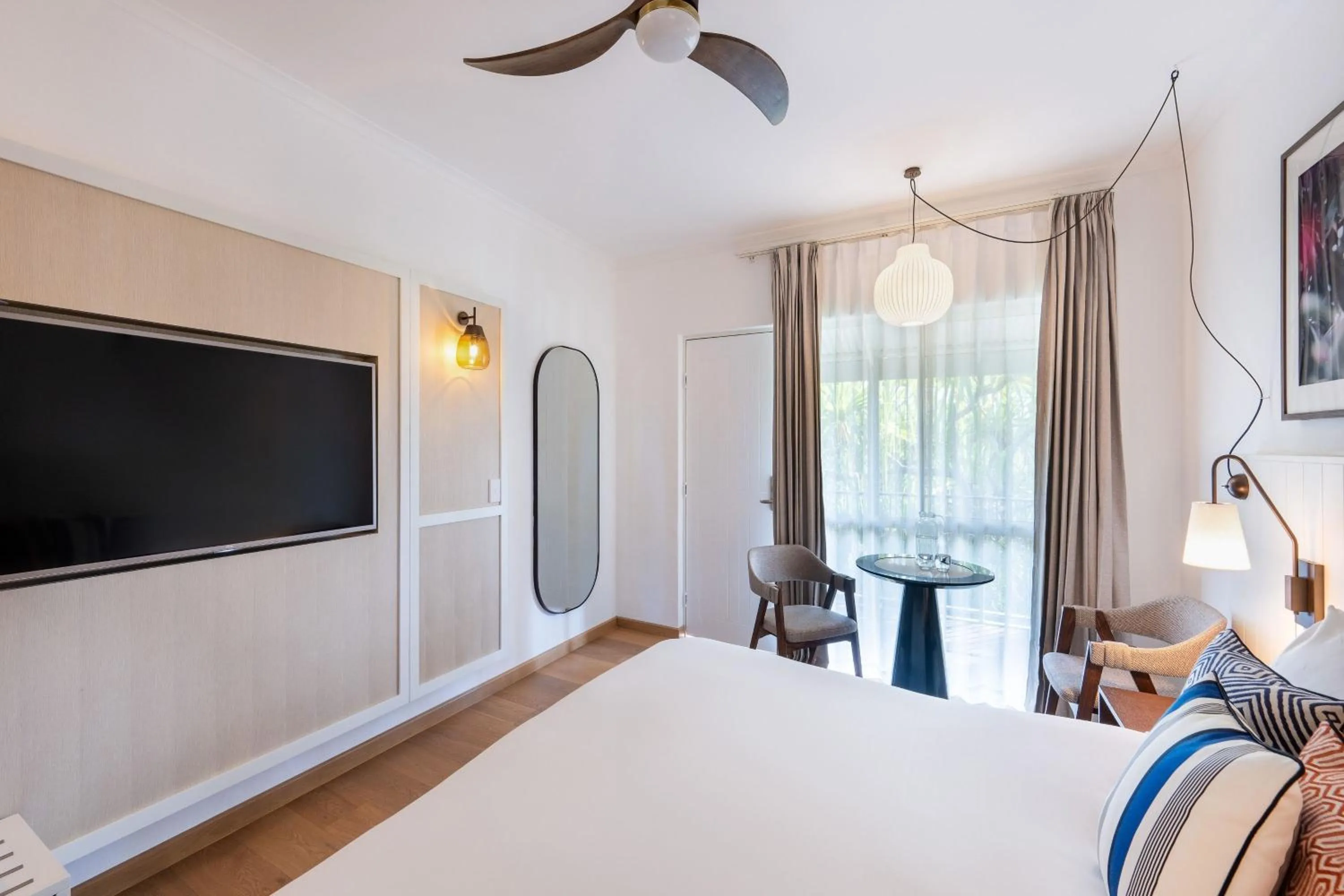 Bed in Mantra Club Croc