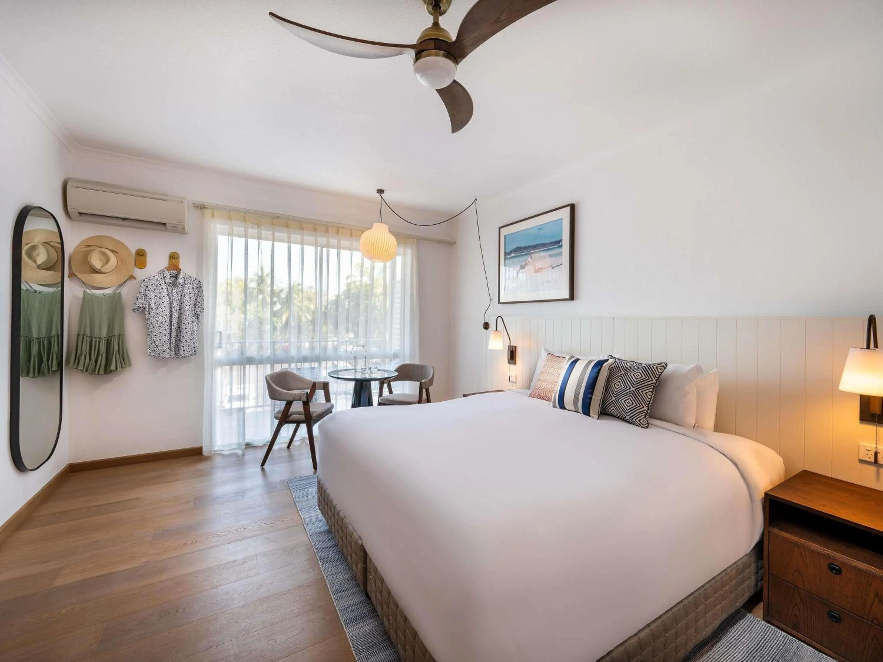 Bedroom, Bed in Mantra Club Croc