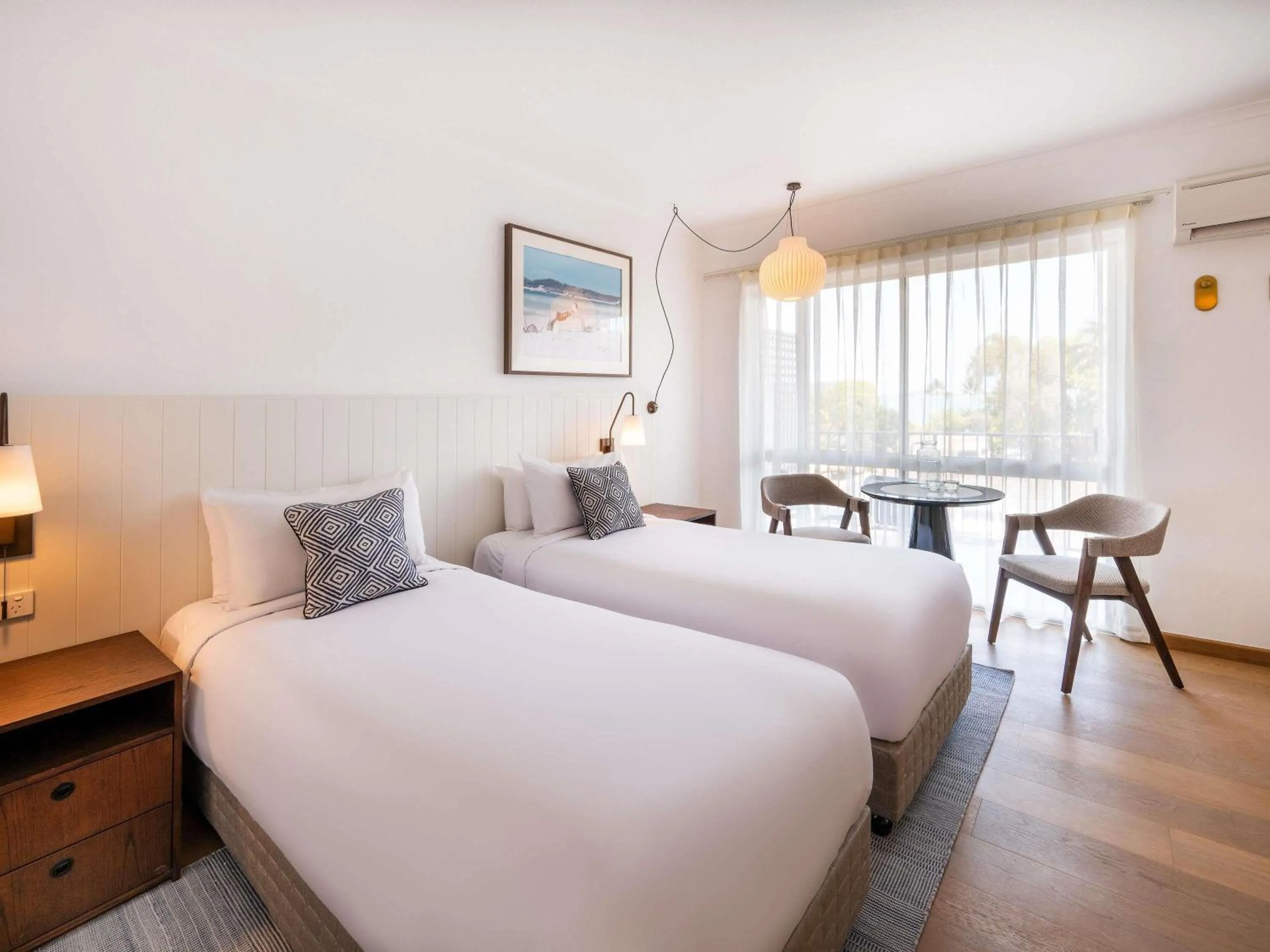 Bedroom, Bed in Mantra Club Croc