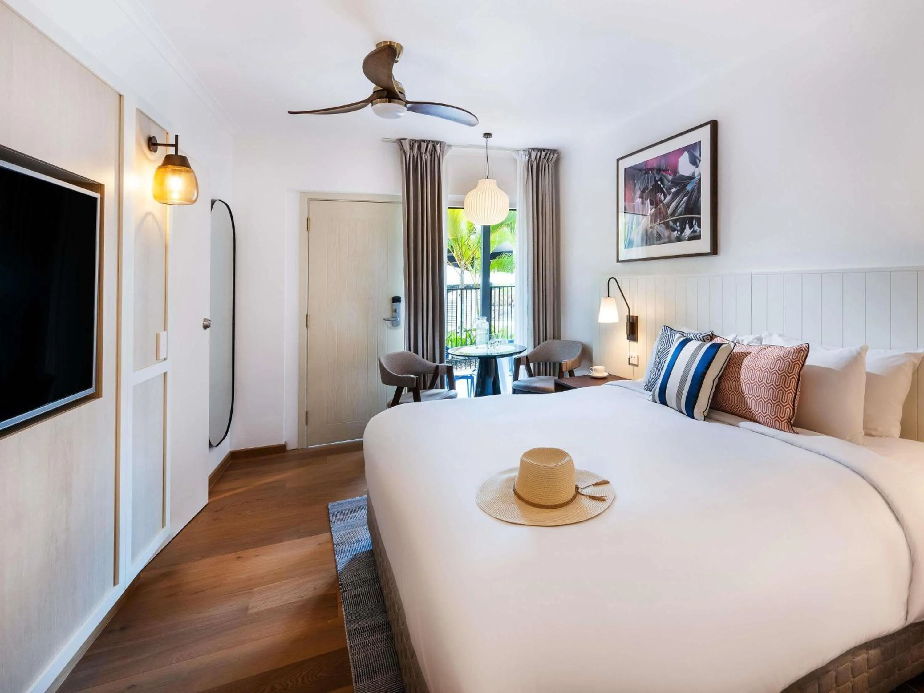 Bedroom, Bed in Mantra Club Croc