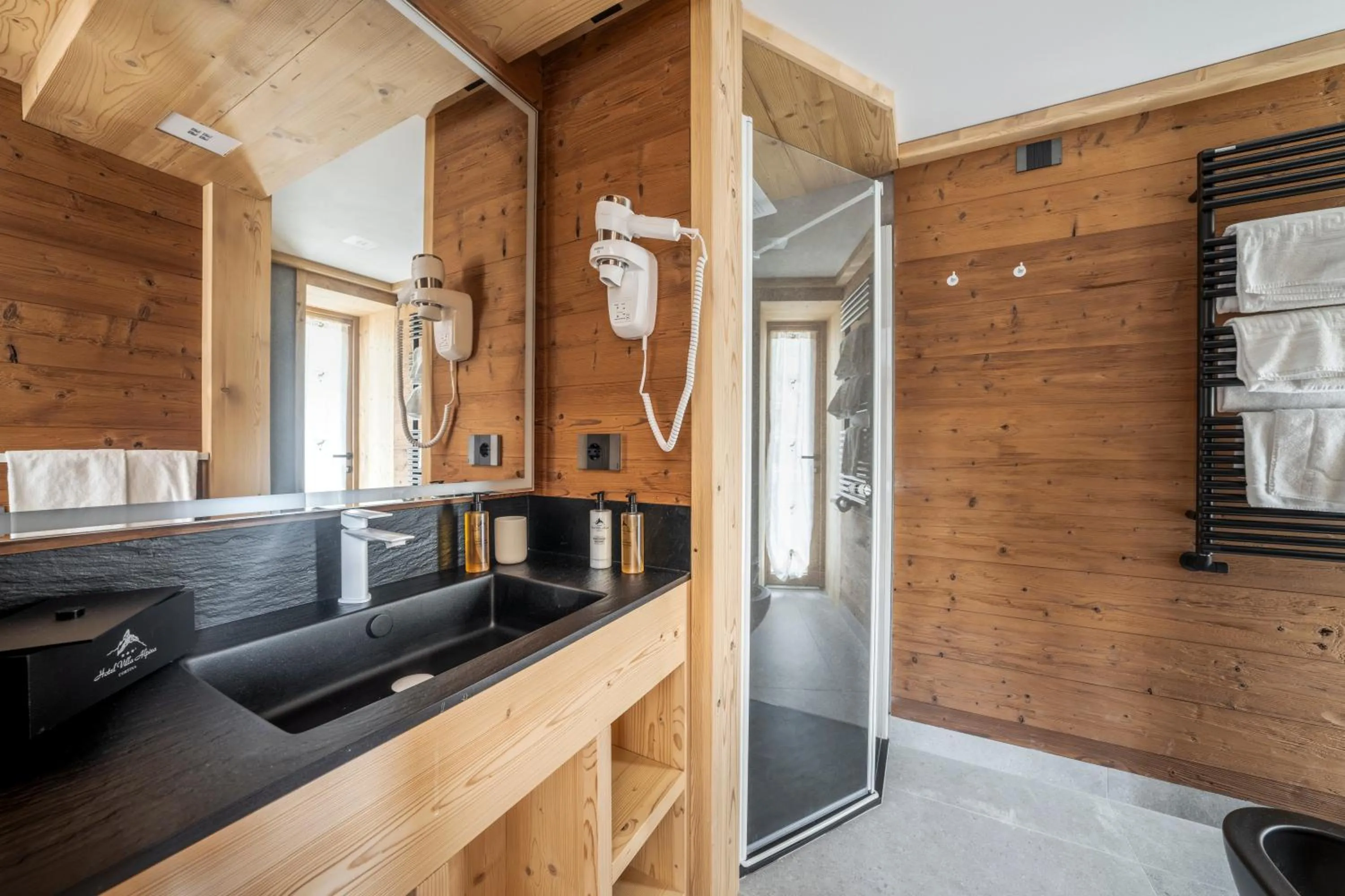 Bathroom in Hotel Villa Alpina ***S