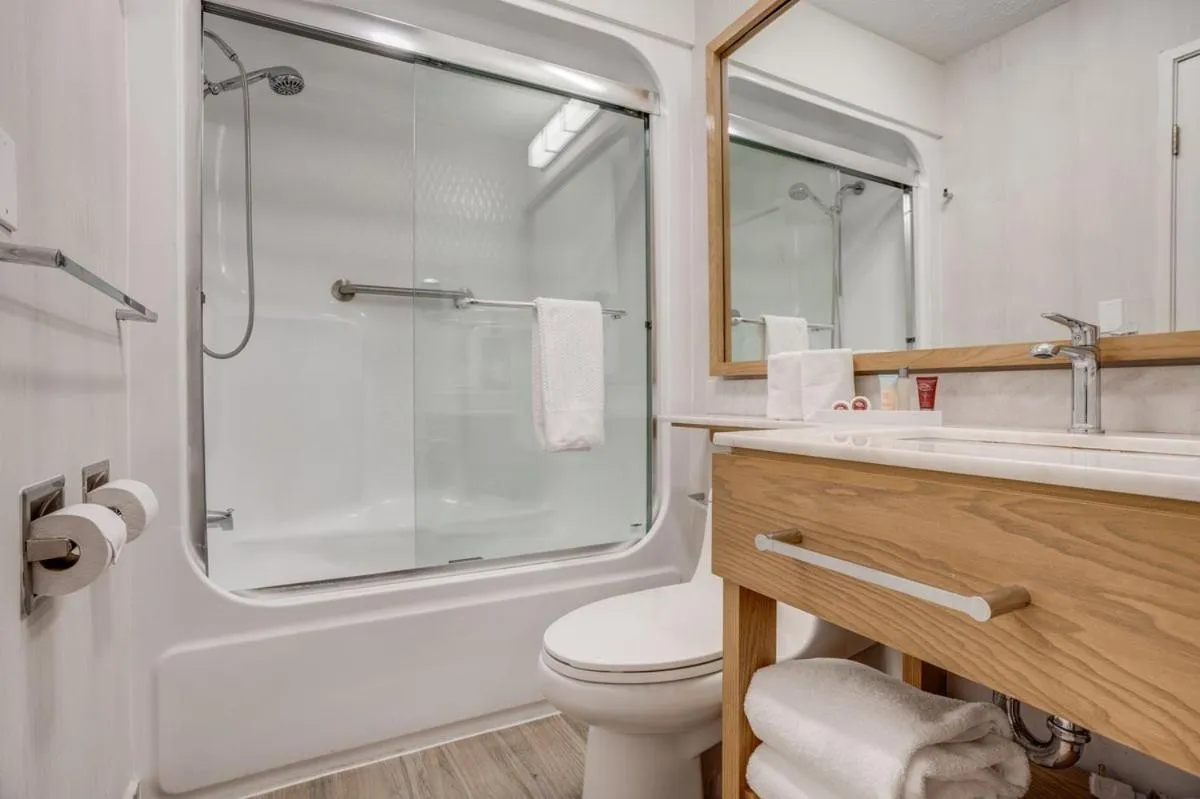 Bathroom in Split Rock Resort