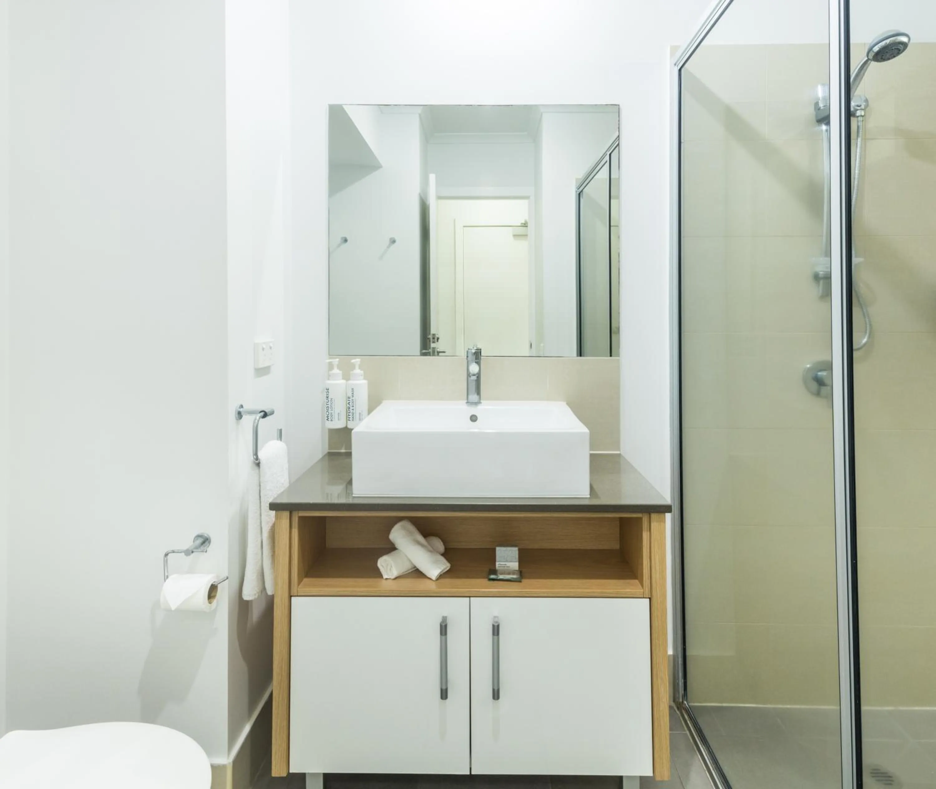 Bathroom in Oaks Port Douglas Resort