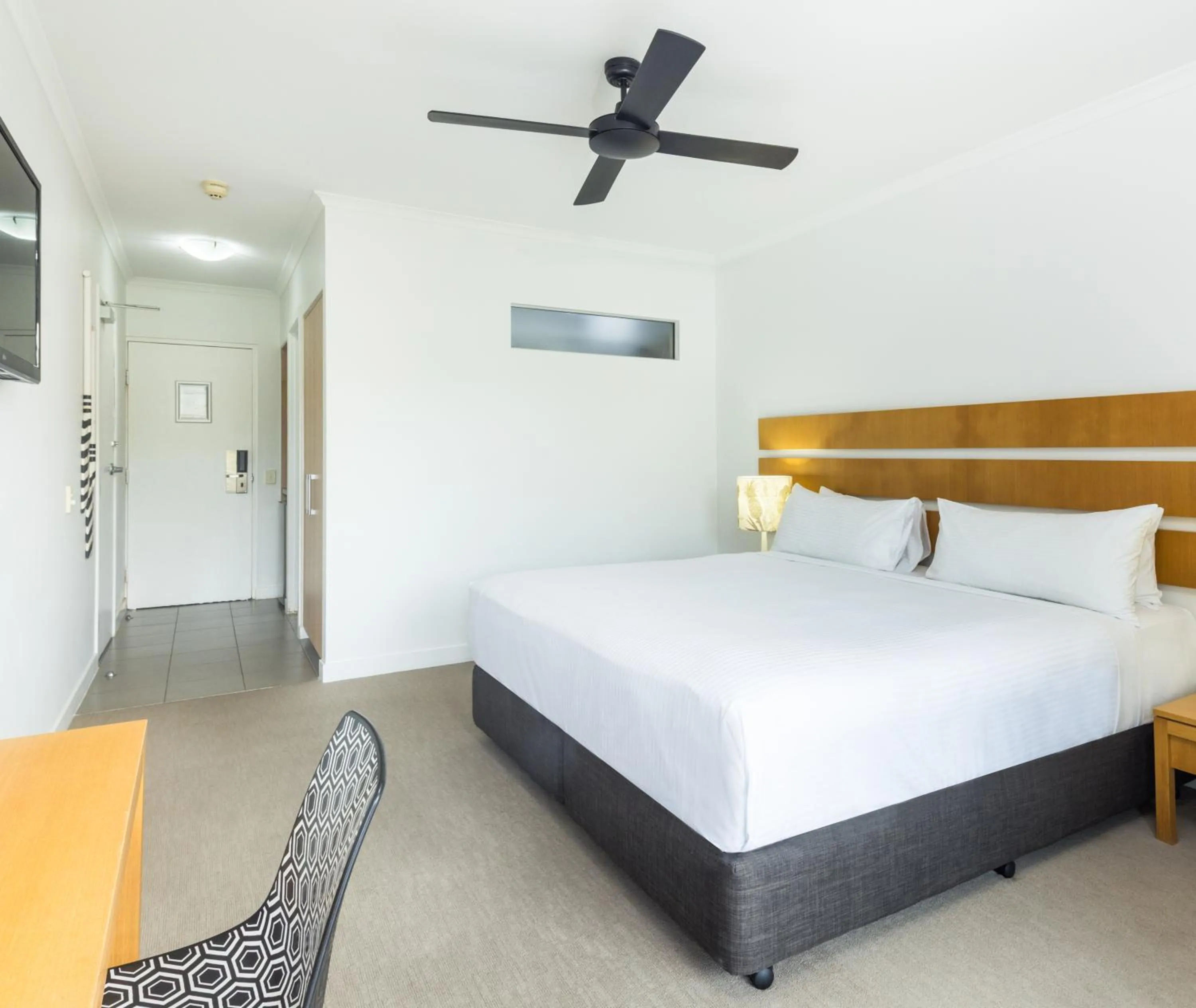 Bedroom, Bed in Oaks Port Douglas Resort