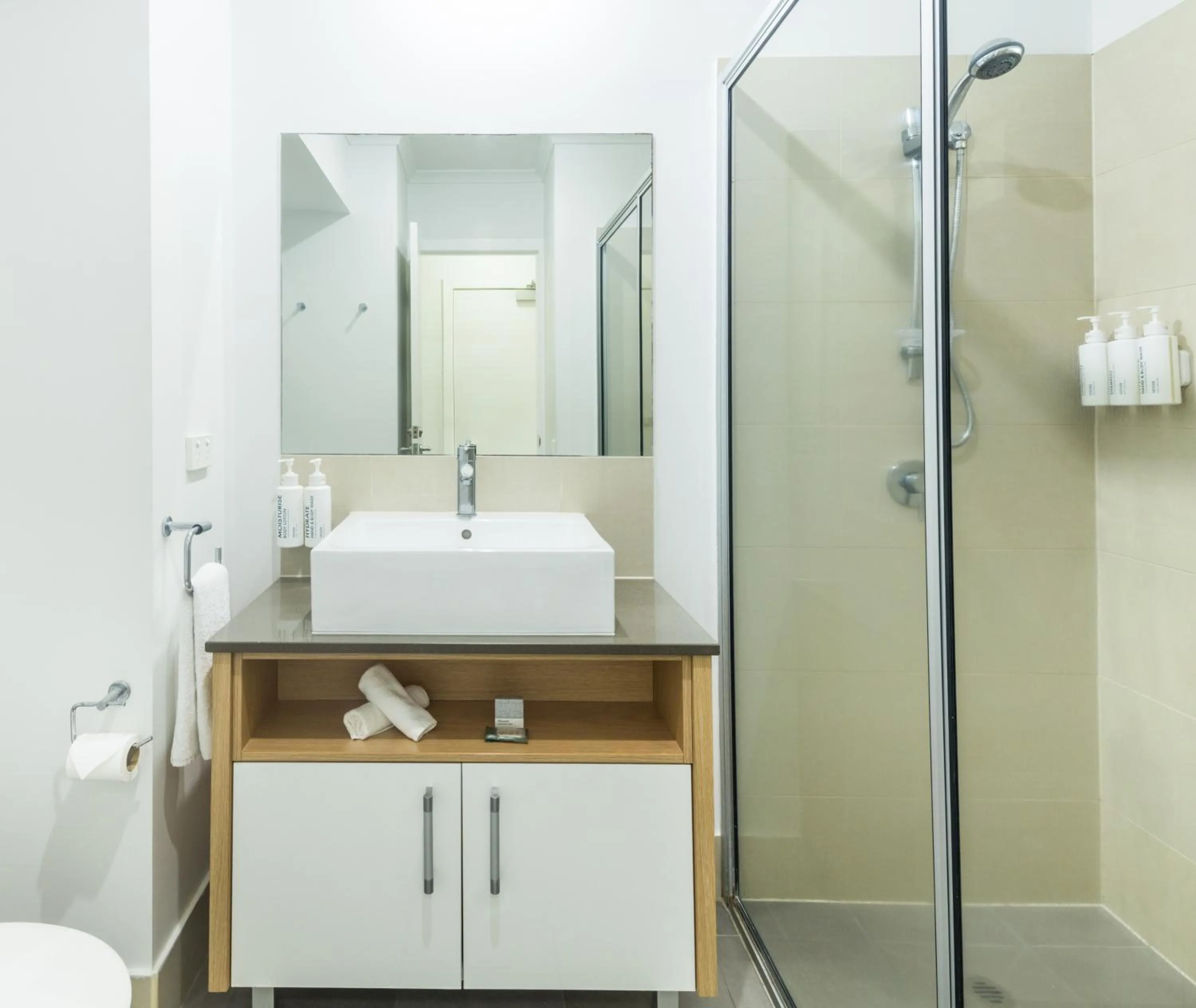 Bathroom in Oaks Port Douglas Resort