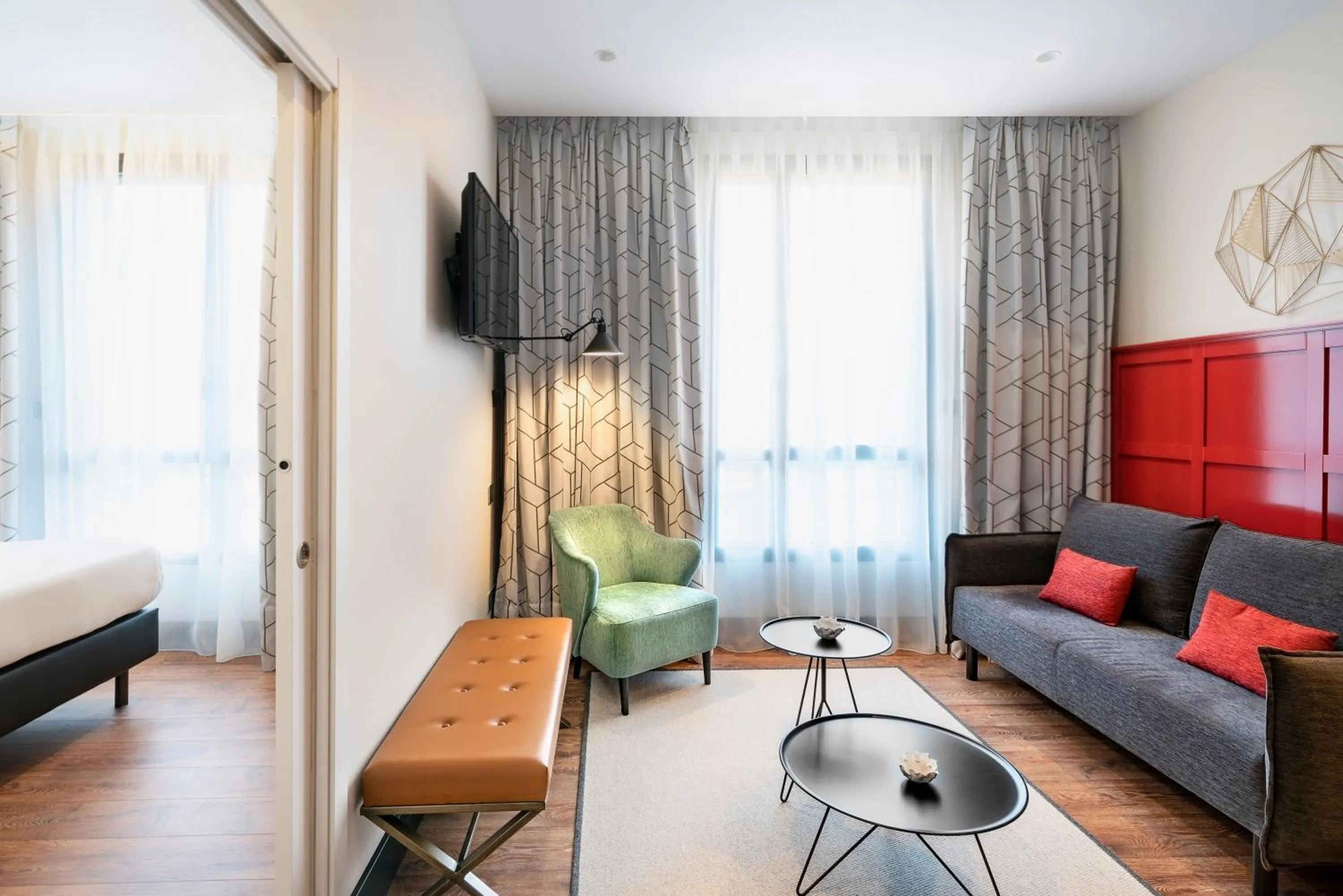 Living room, Bed in Vincci Consulado de Bilbao