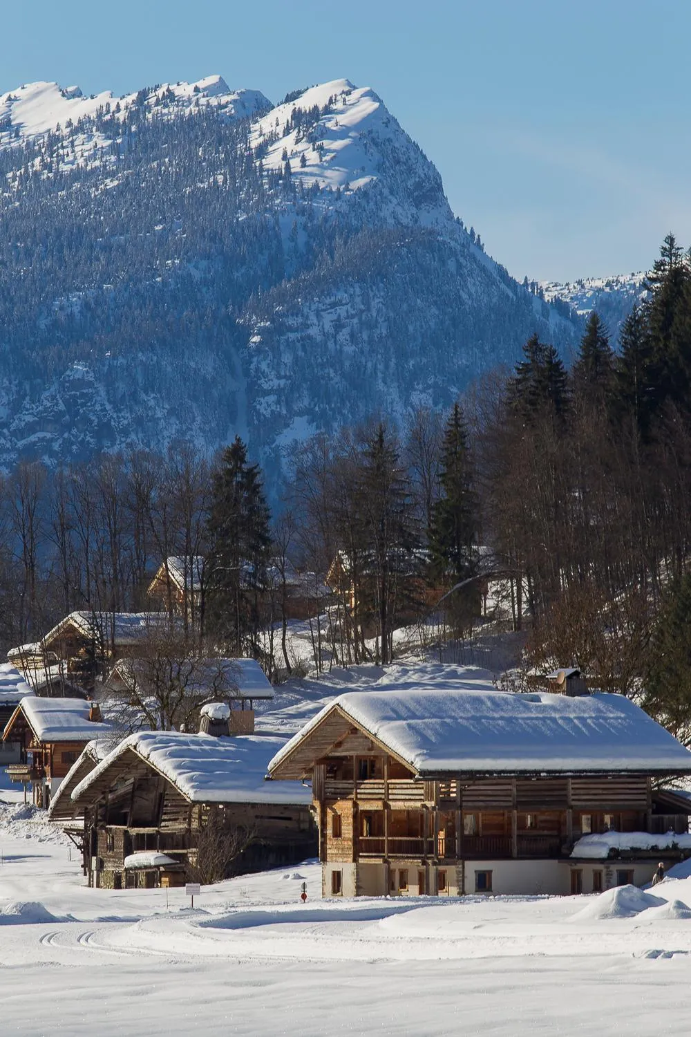 Facade/entrance in Chalet-Hôtel Les Fermes de Pierre & Anna