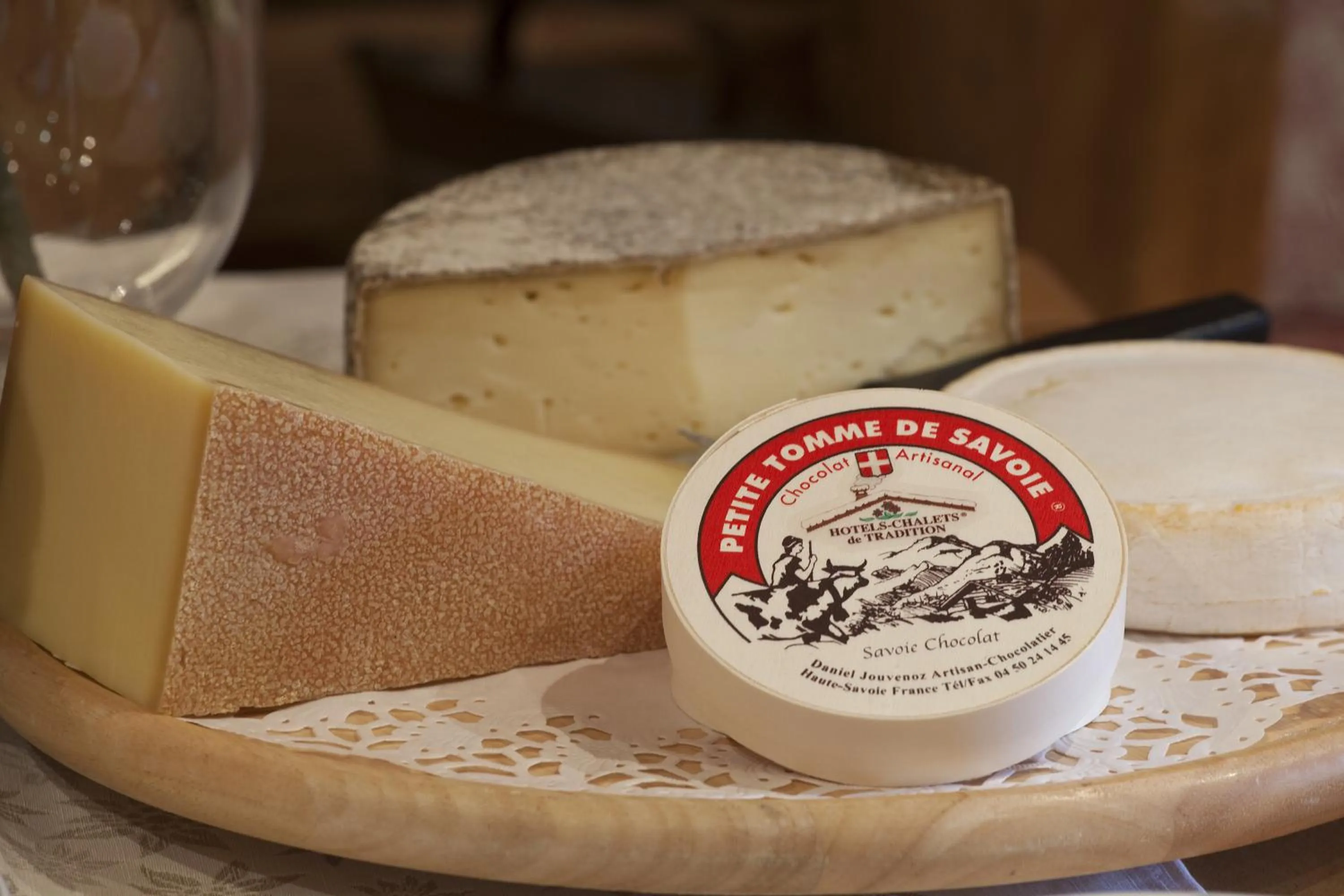 Restaurant/places to eat in Chalet-Hôtel Les Fermes de Pierre & Anna