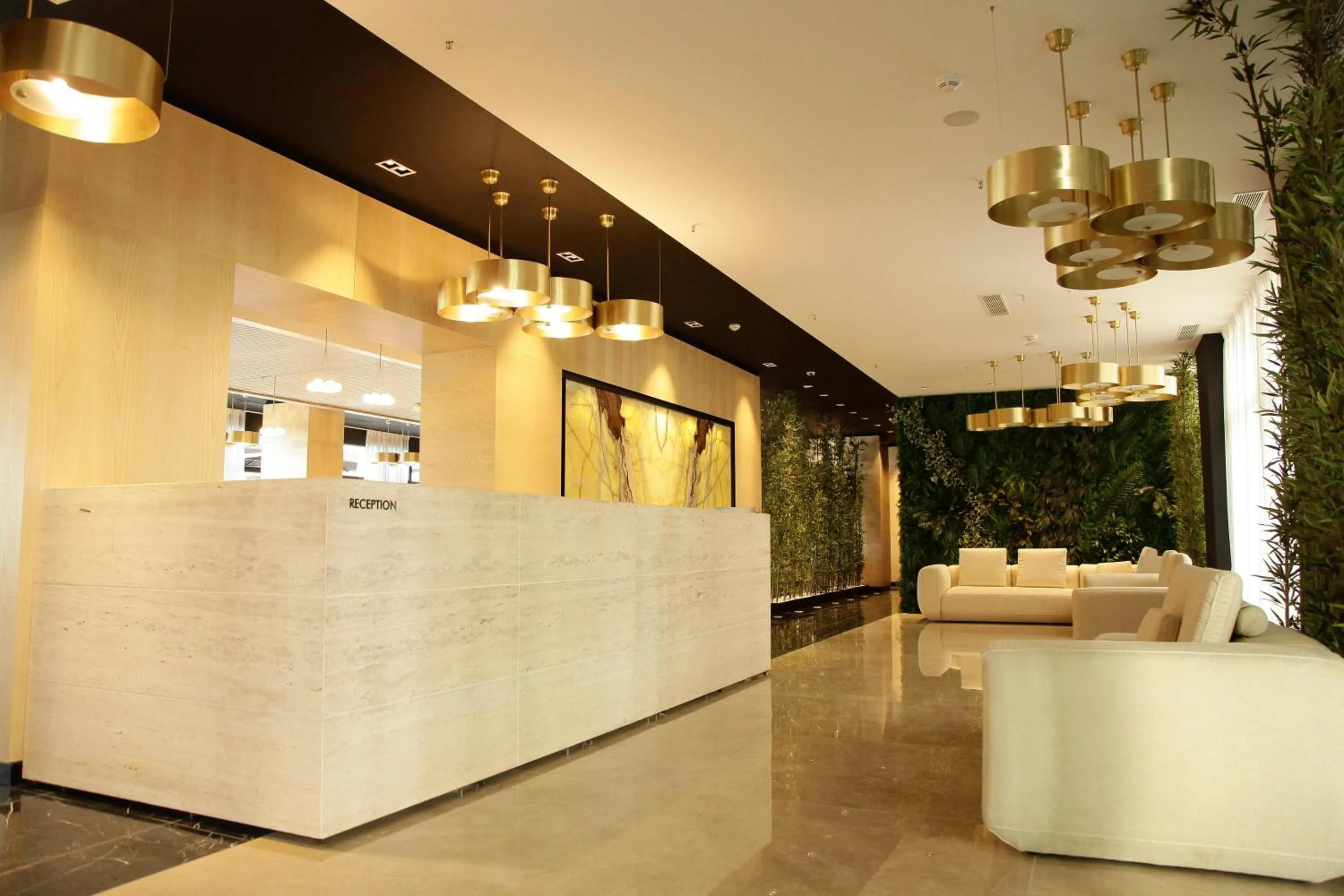 Lobby or reception in Royal G Hotel & SPA 4 Star