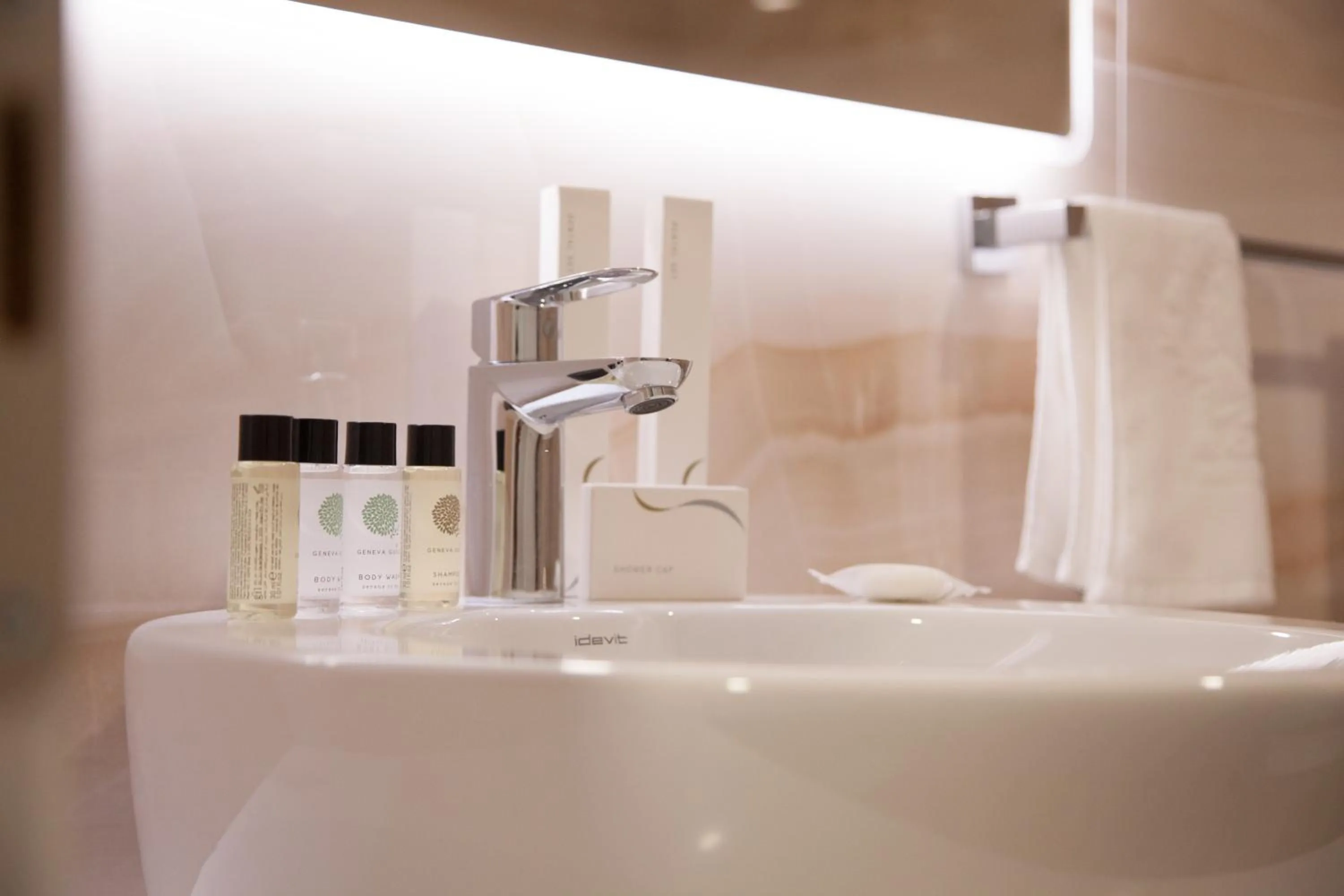 Toilet in Royal G Hotel & SPA 4 Star