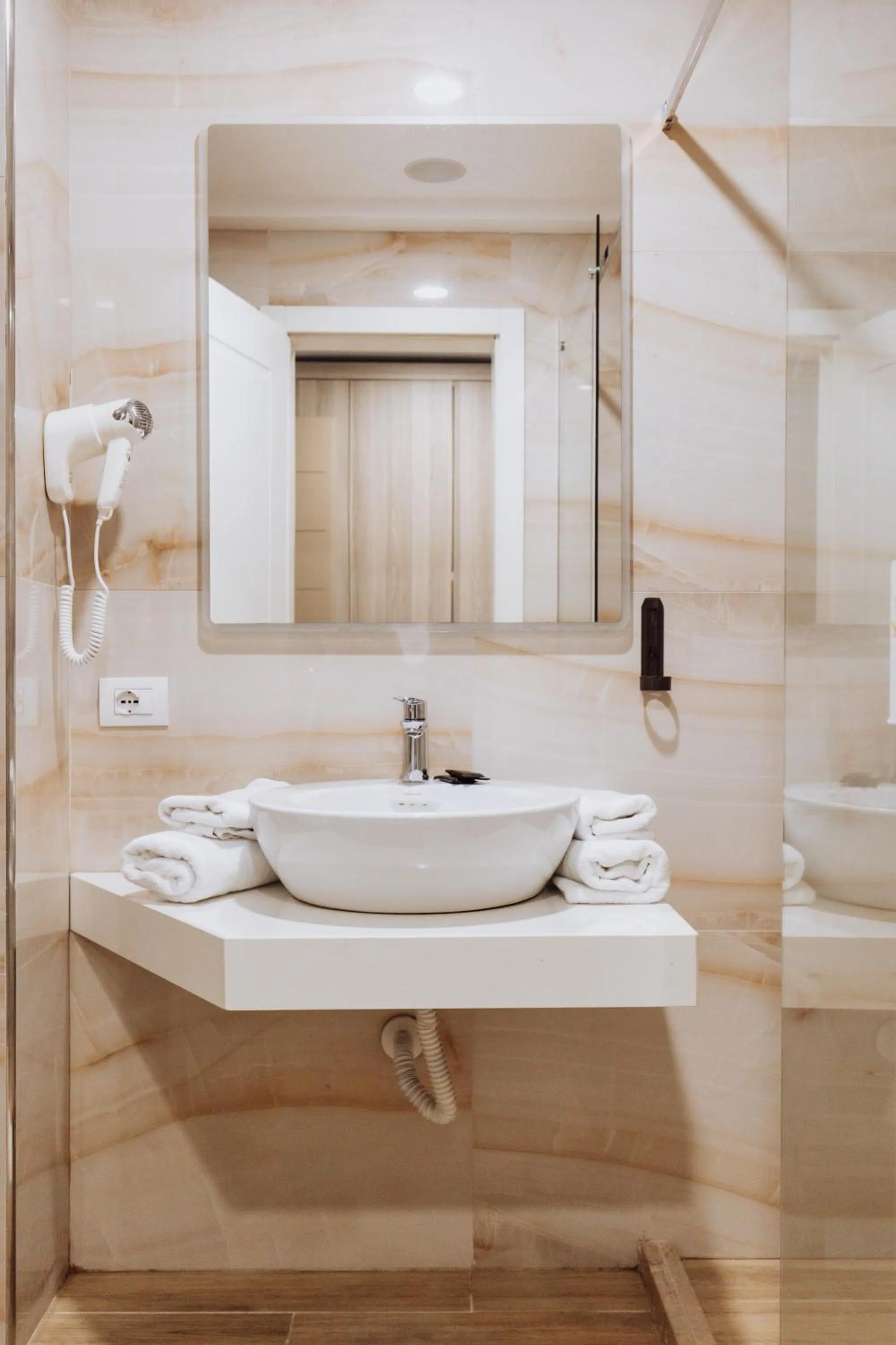 Bathroom in Royal G Hotel & SPA 4 Star