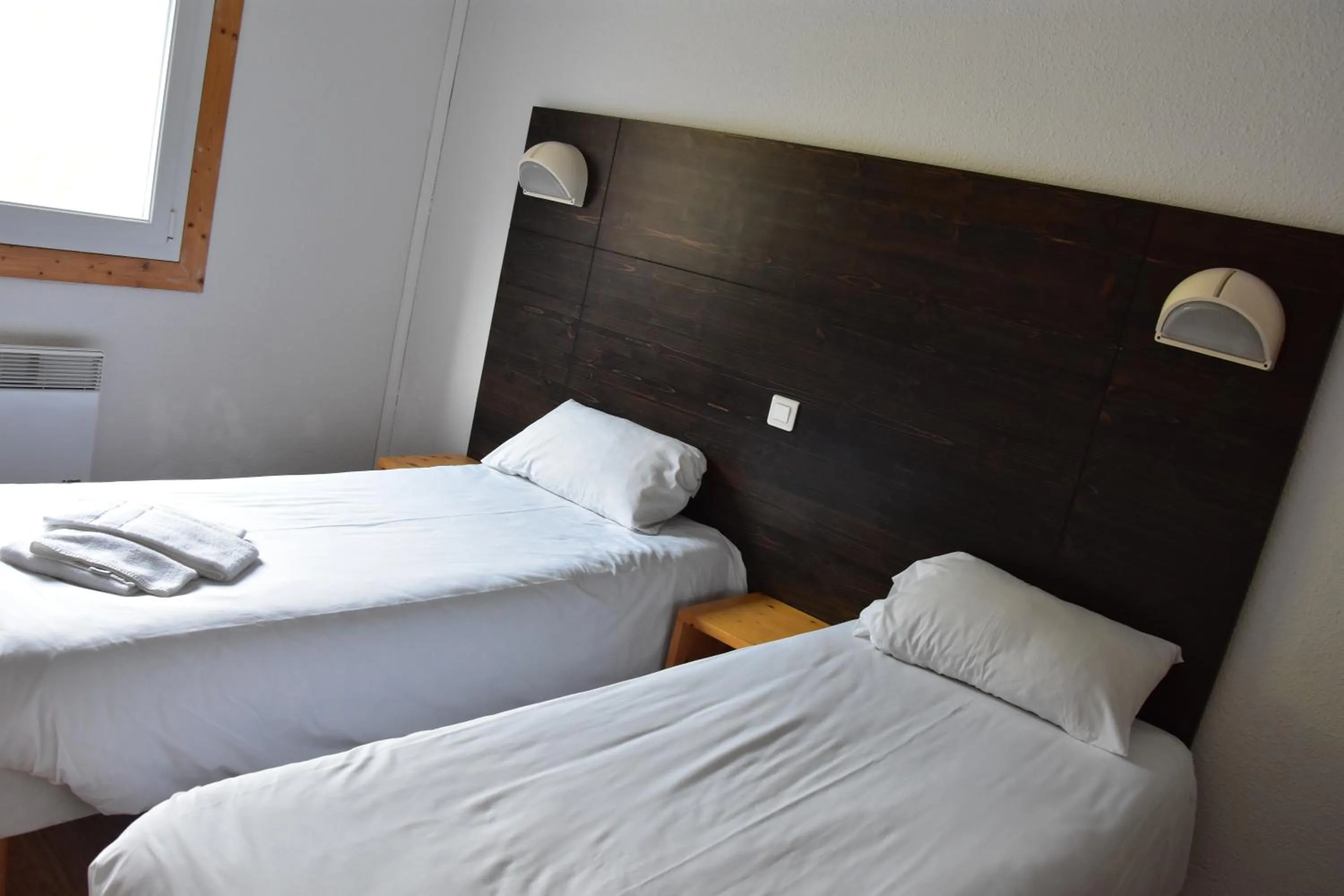 Bedroom, Bed in Village club de Bois d'Amont