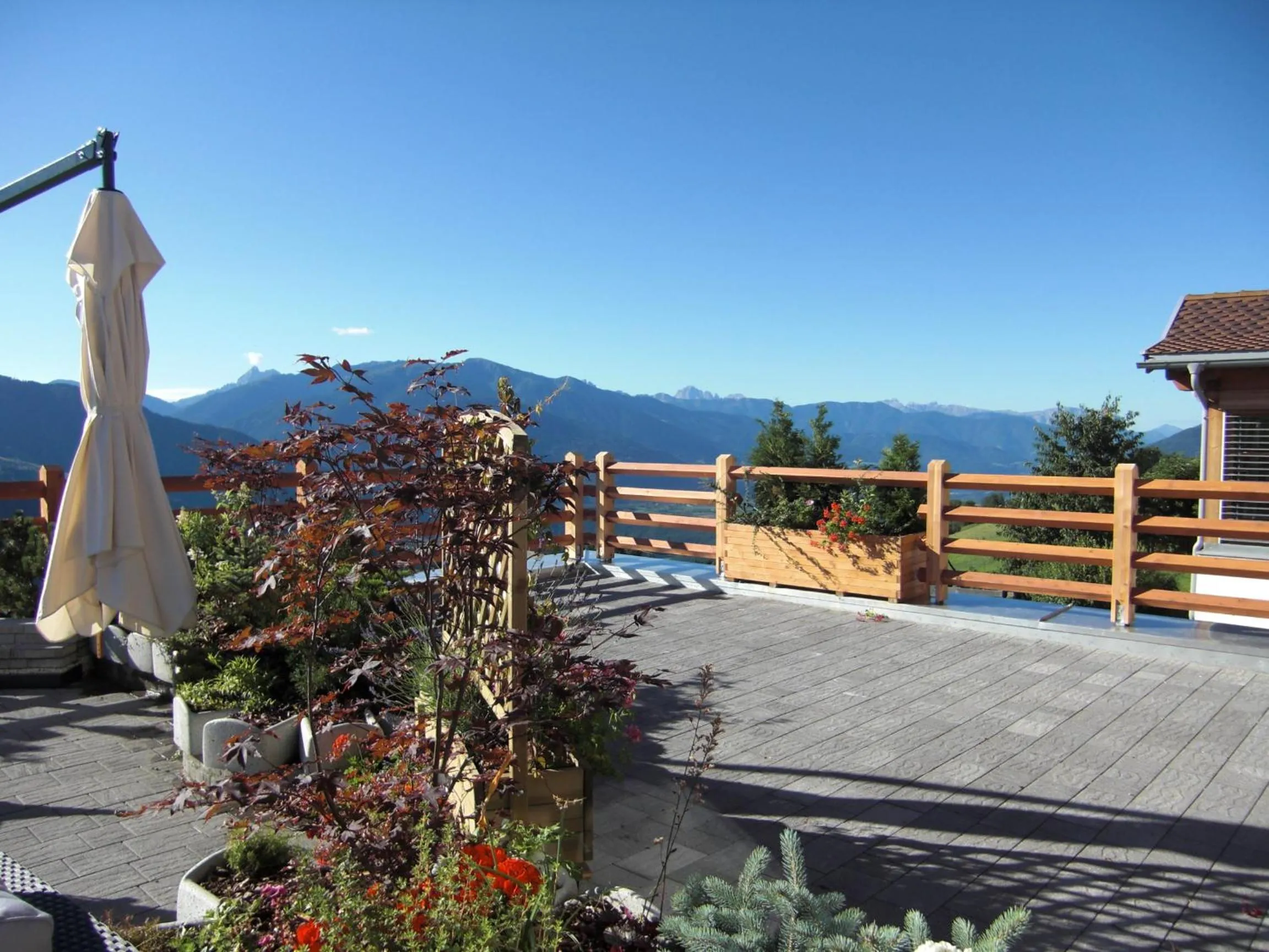 Mountain view in Pension Wiesenrain