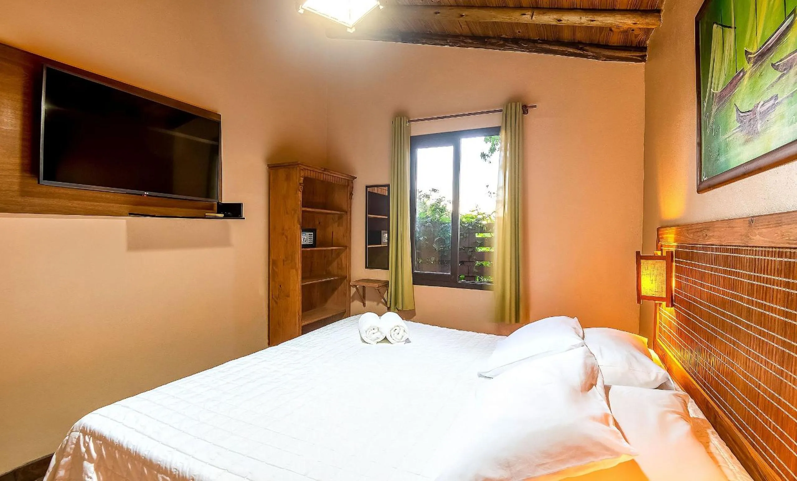 TV and multimedia, Bed in Pousada Bangalôs do Rosa