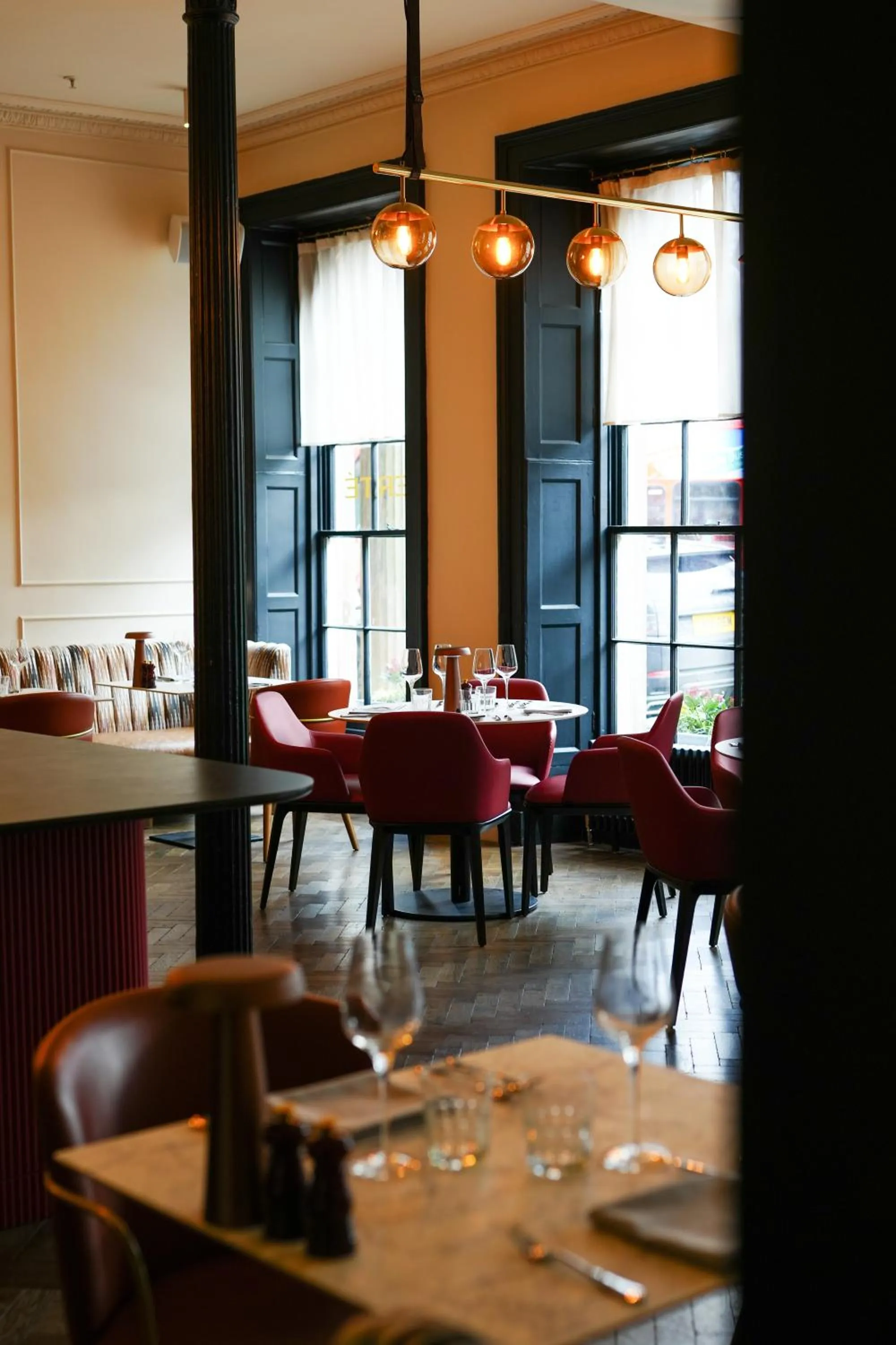 Restaurant/places to eat in Apex Waterloo Place Hotel