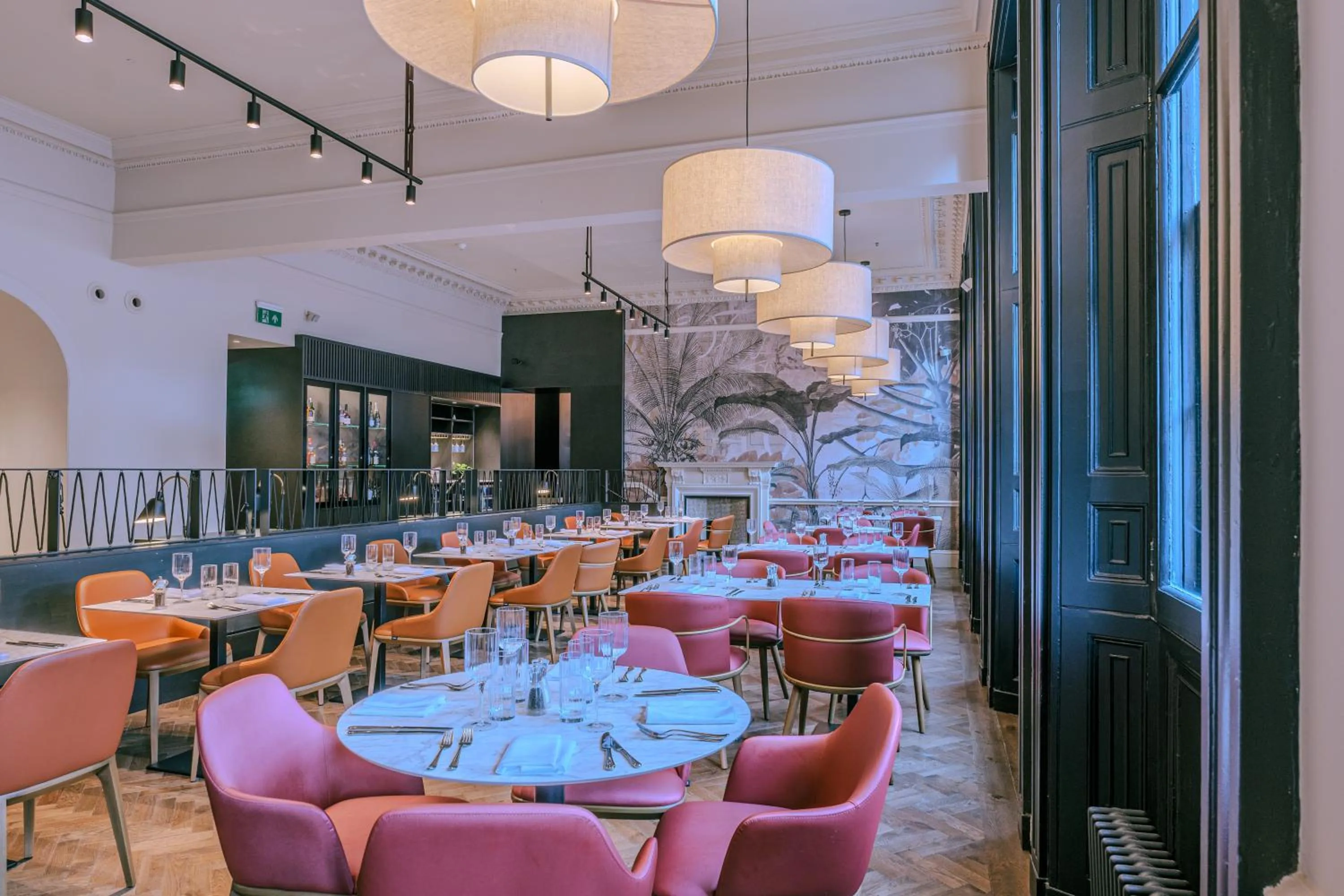 Restaurant/places to eat in Apex Waterloo Place Hotel