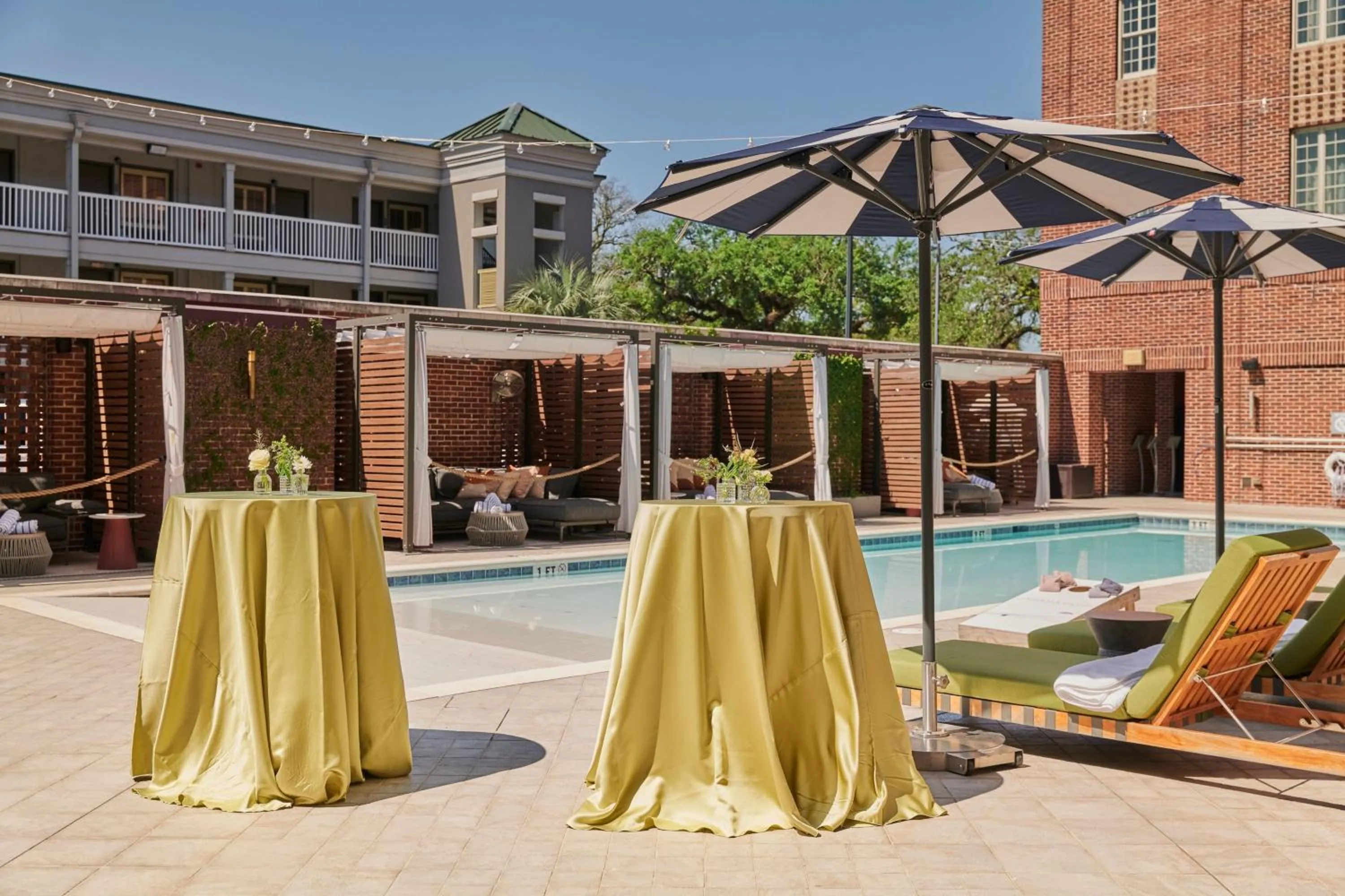 Swimming pool in The Alida, Savannah, a Tribute Portfolio Hotel