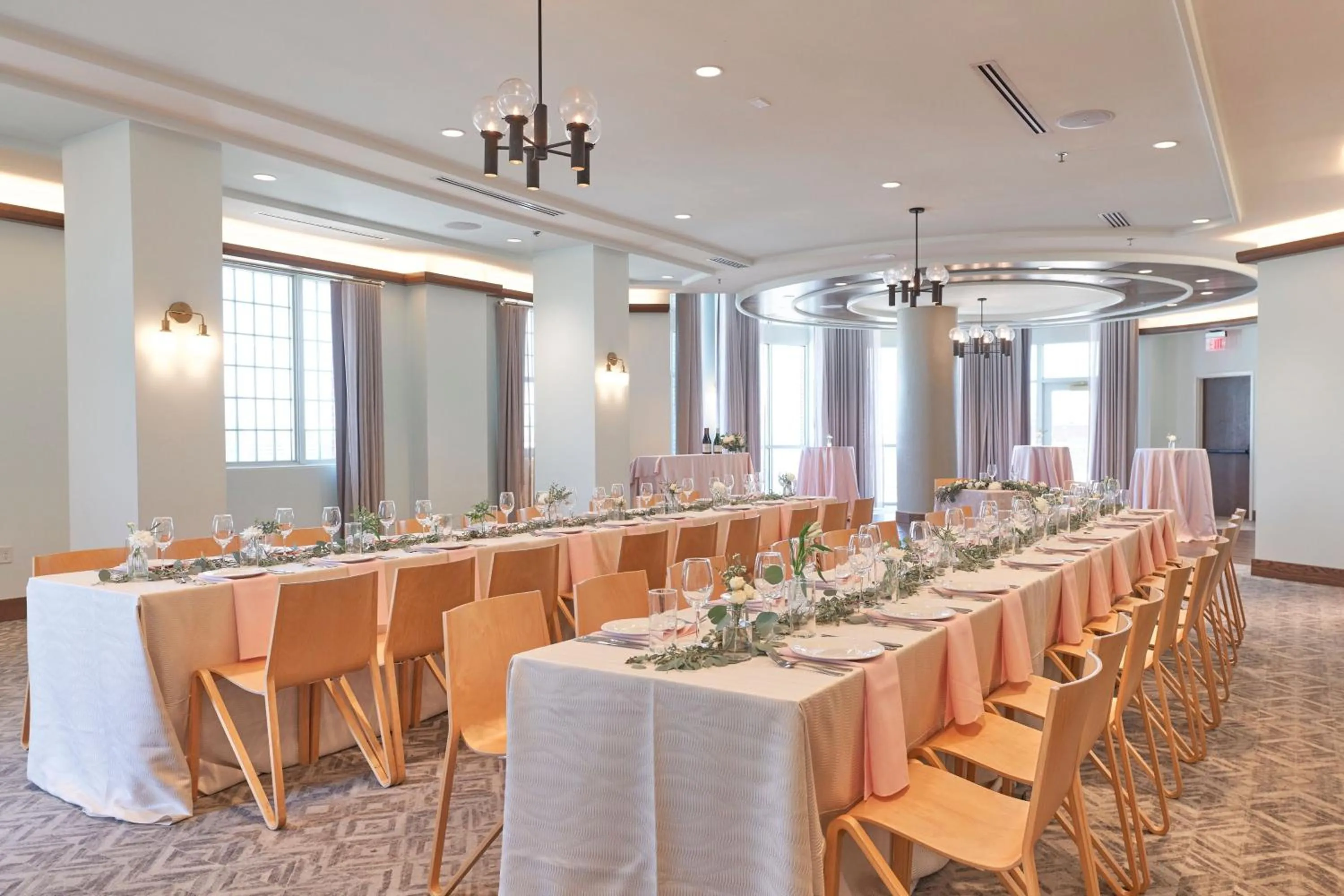 Meeting/conference room in The Alida, Savannah, a Tribute Portfolio Hotel