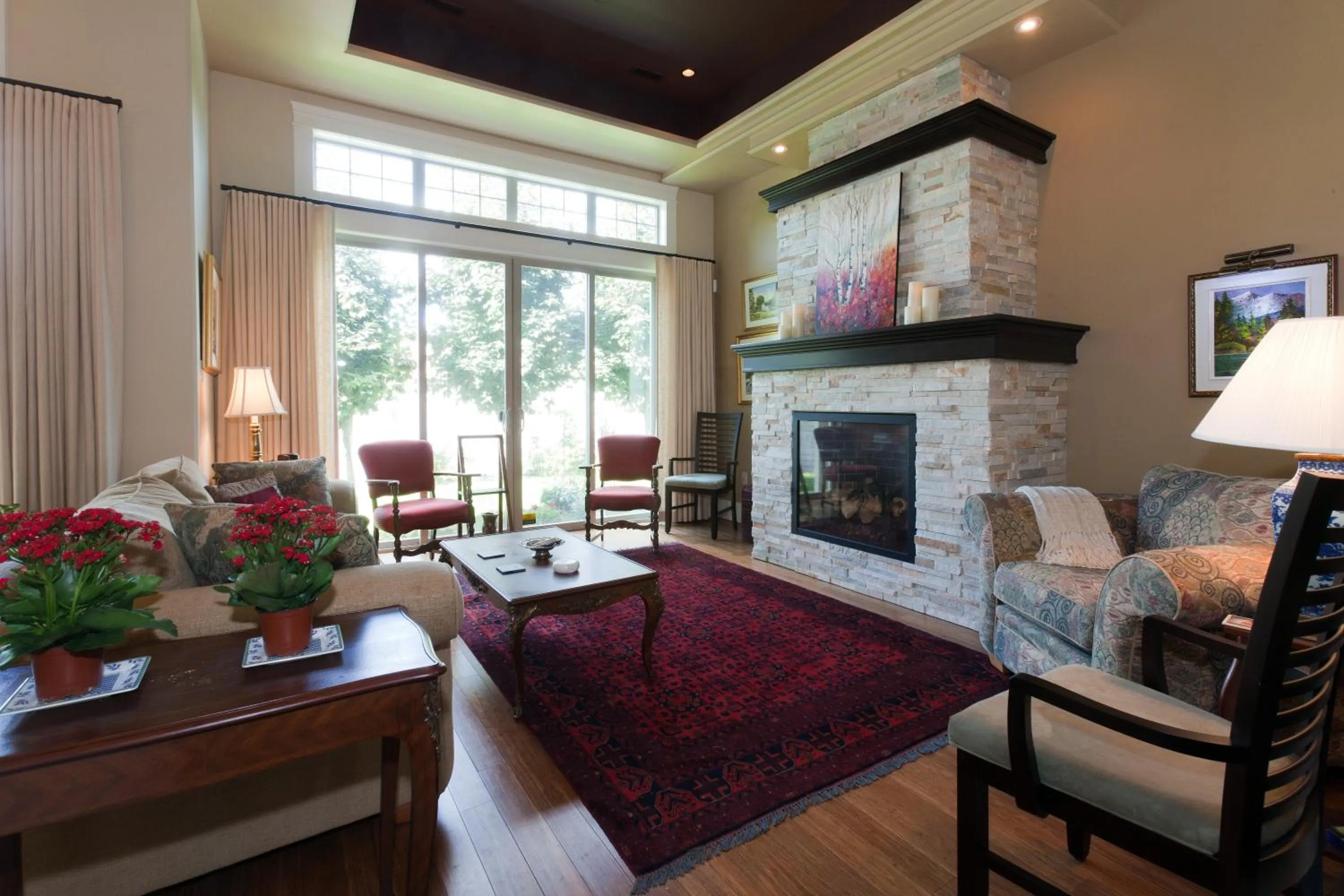 Living room in OKeefes Landing Bed & Breakfast