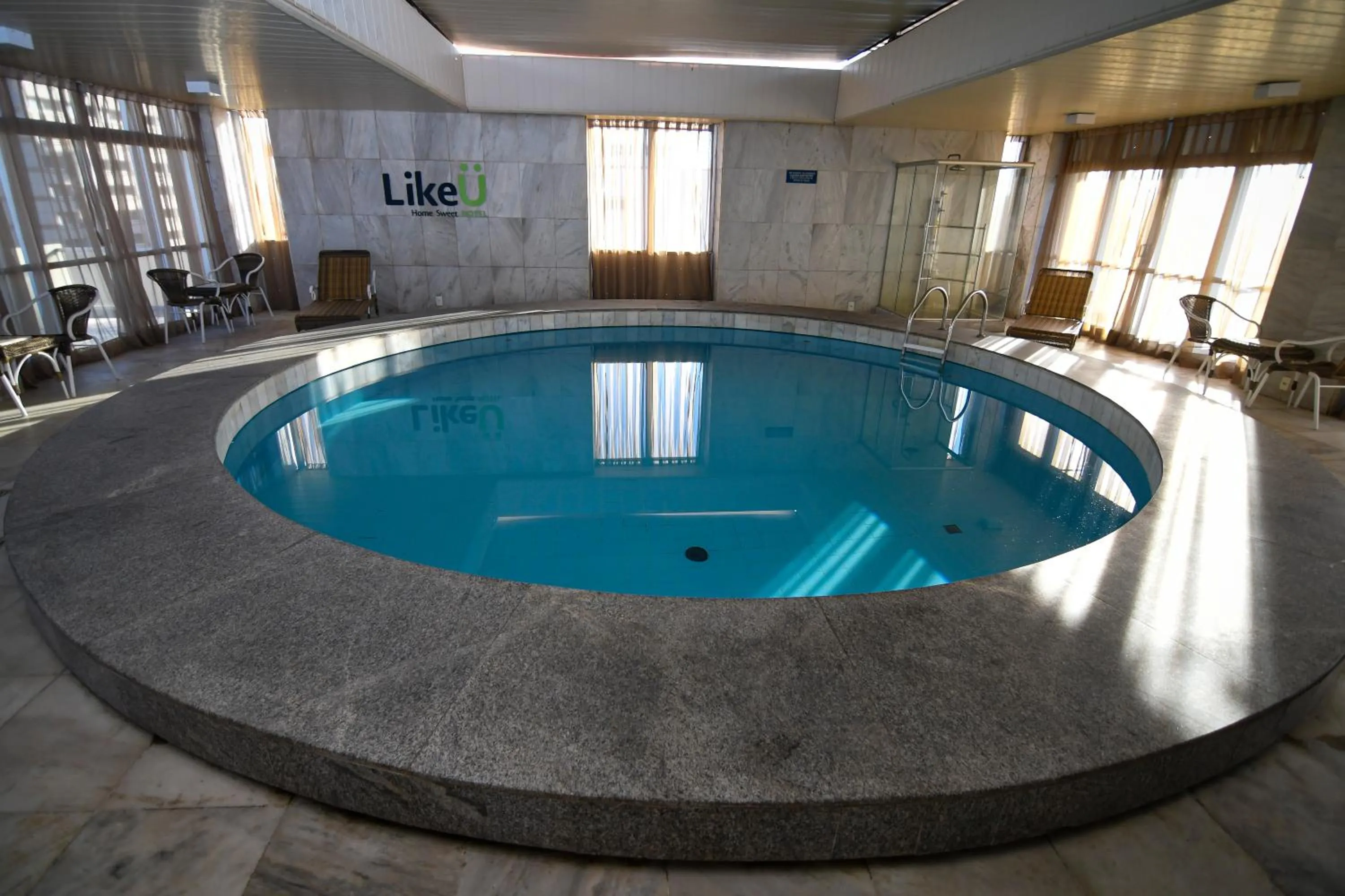 Swimming pool in Like U Hotel Brasília