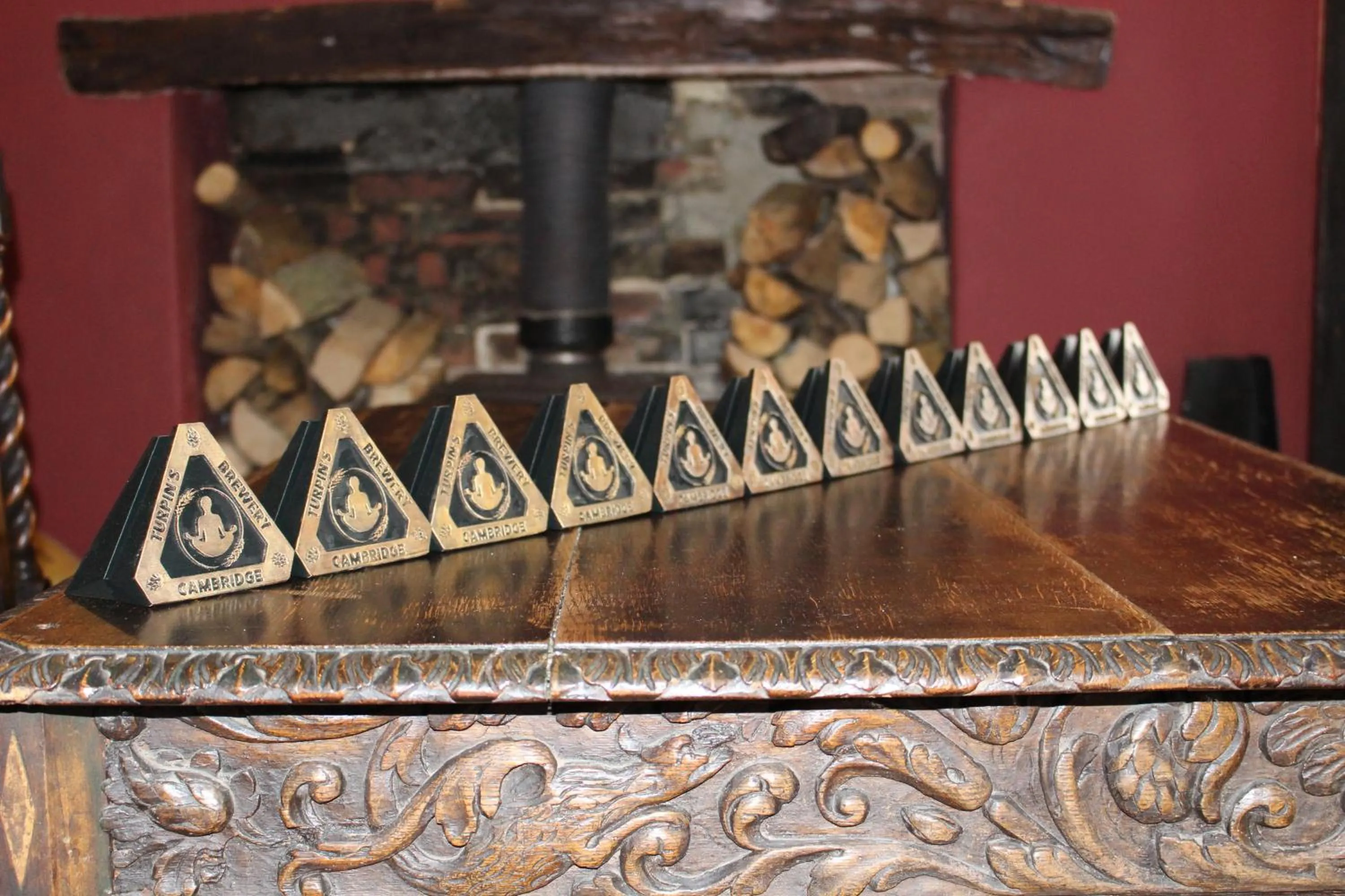 Restaurant/places to eat in The Lord Byron Inn