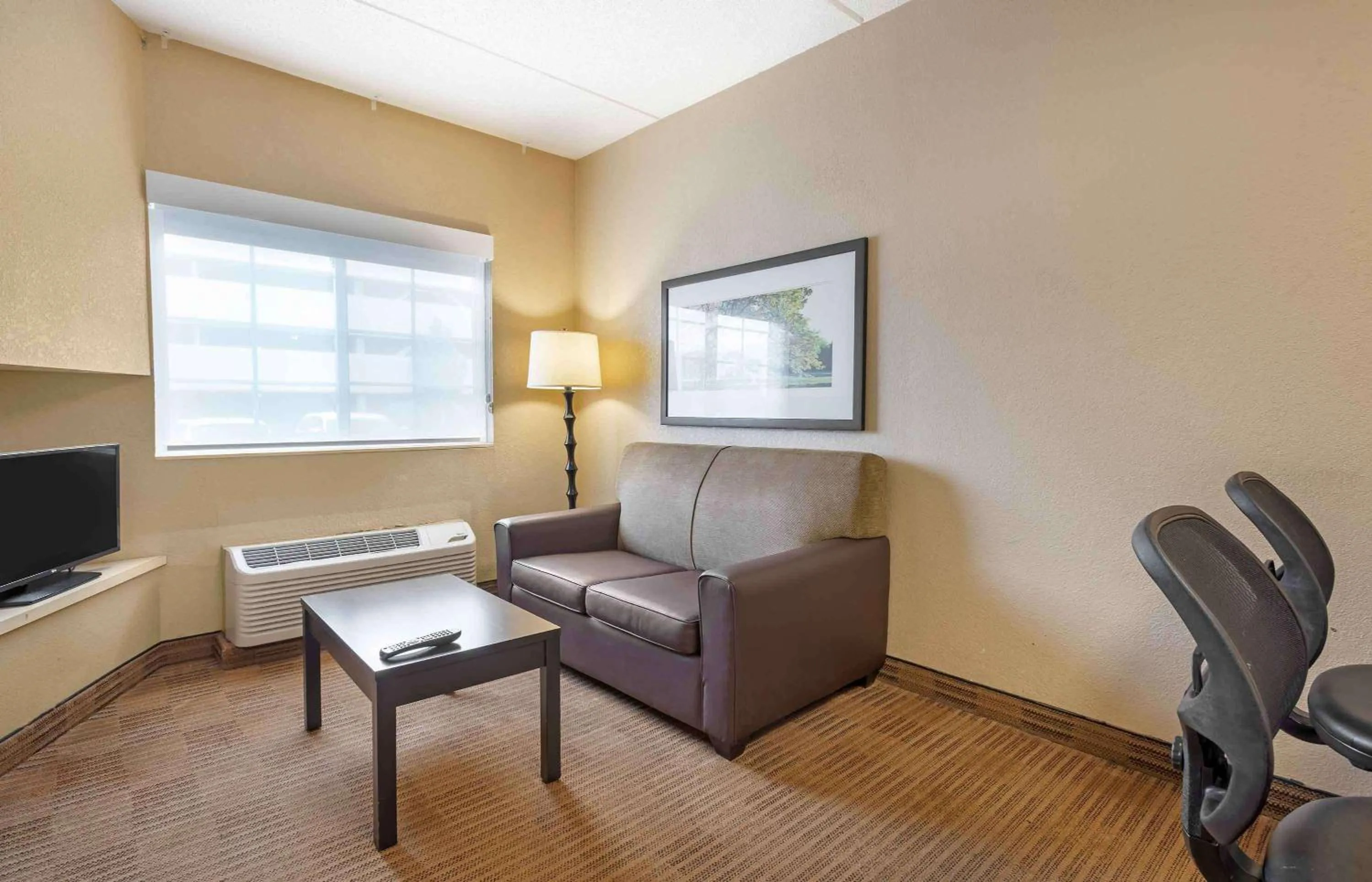 Bedroom in Extended Stay America Suites - Secaucus - New York City Area