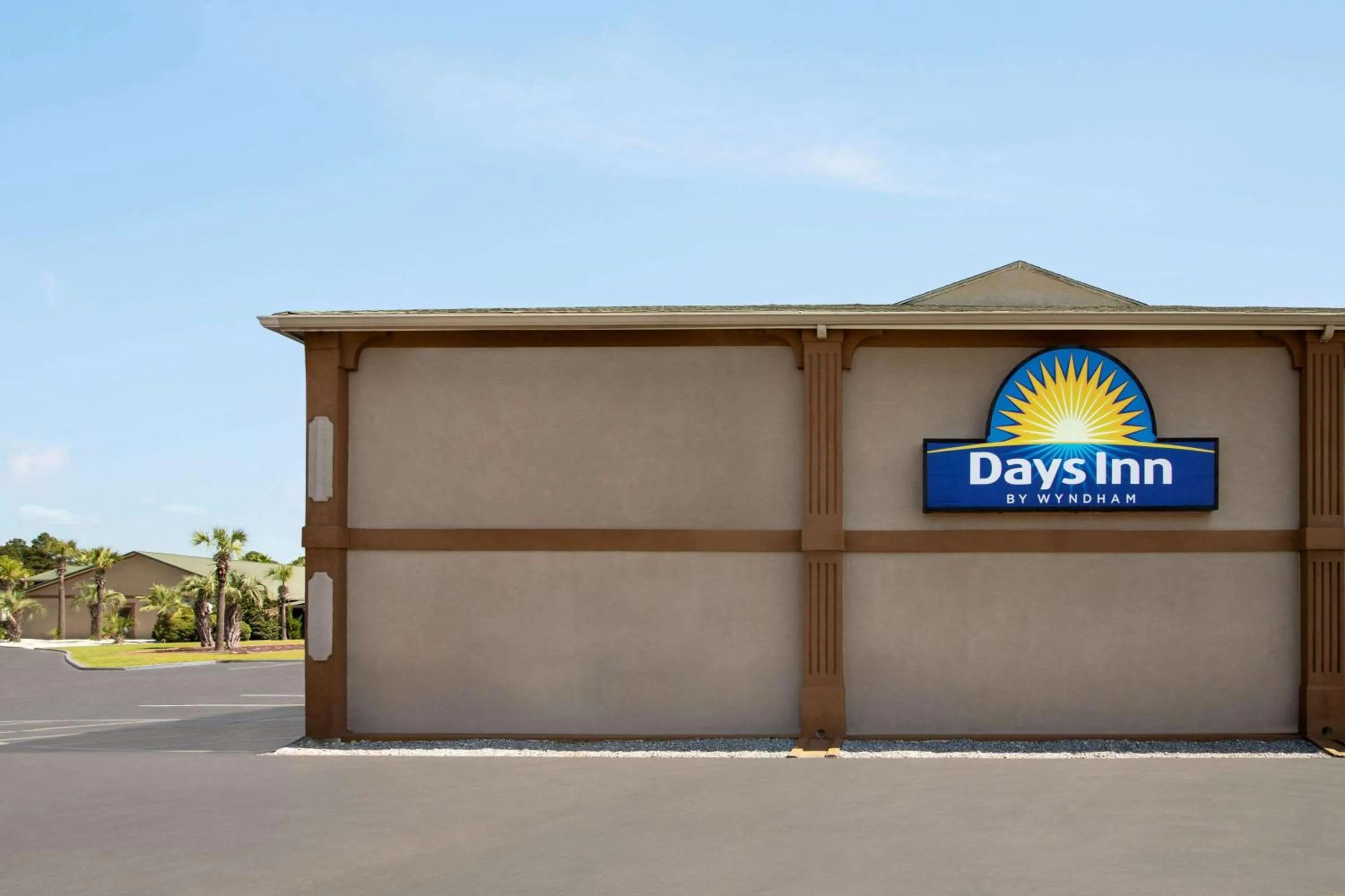Property building in Days Inn by Wyndham Hardeeville/ I-95 State Line