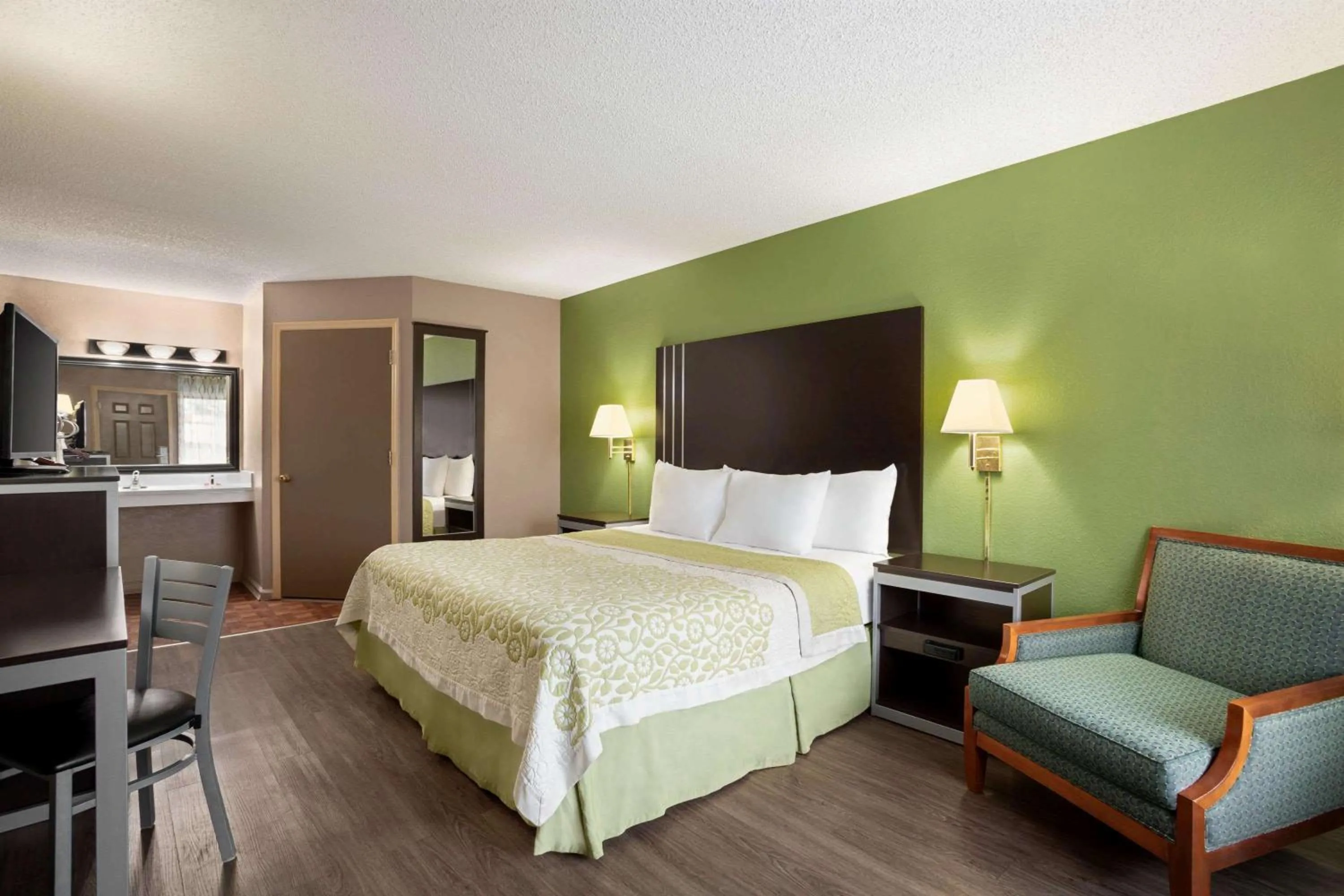 Photo of the whole room, Bed in Days Inn by Wyndham Hardeeville/ I-95 State Line