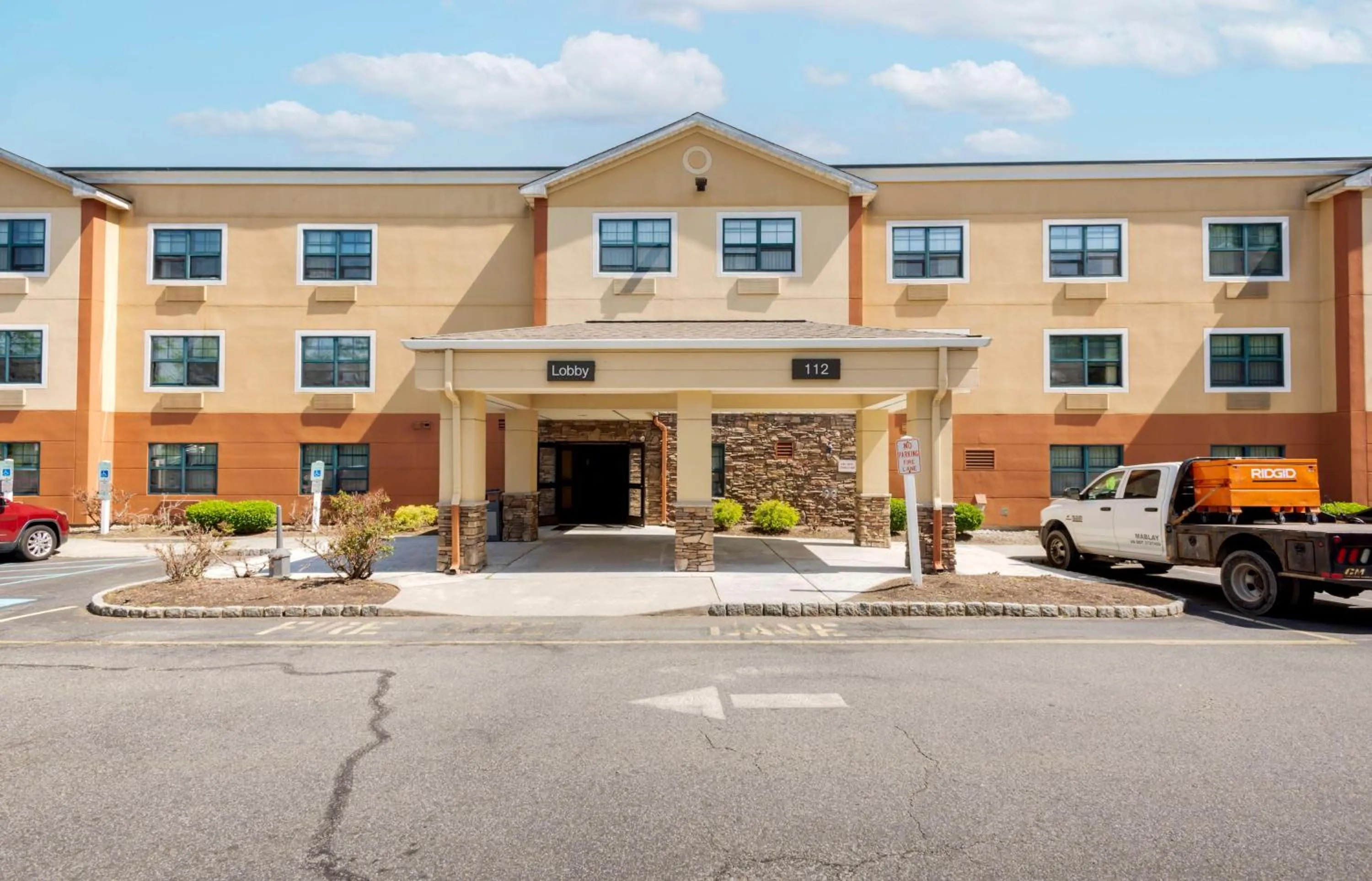 Property building in Extended Stay America Suites - Ramsey - Upper Saddle River