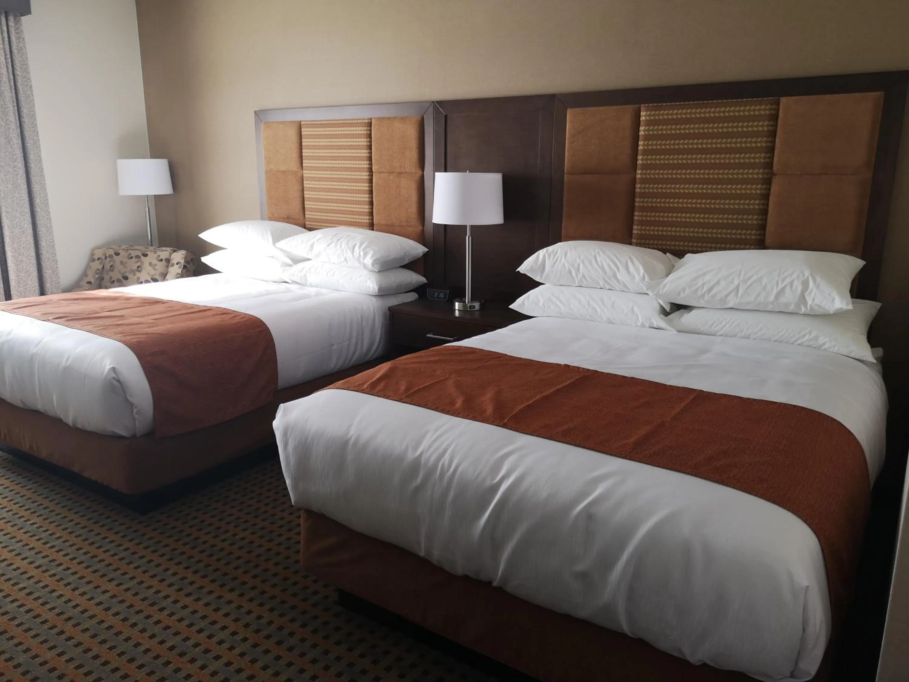 Bedroom, Bed in Best Western Plus Hinton Inn & Suites