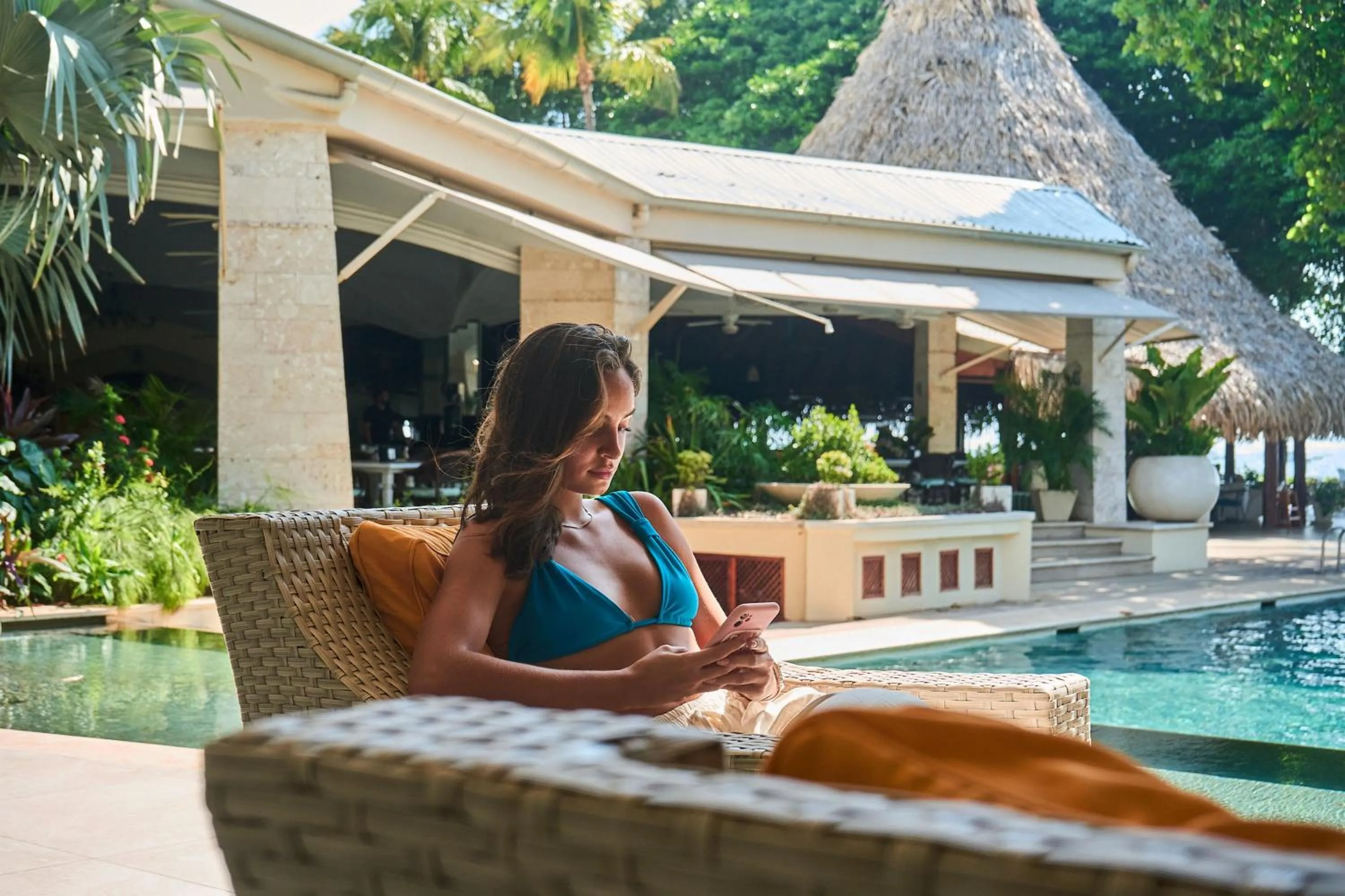 Lounge or bar in Hotel Tamarindo Diria Beach Resort