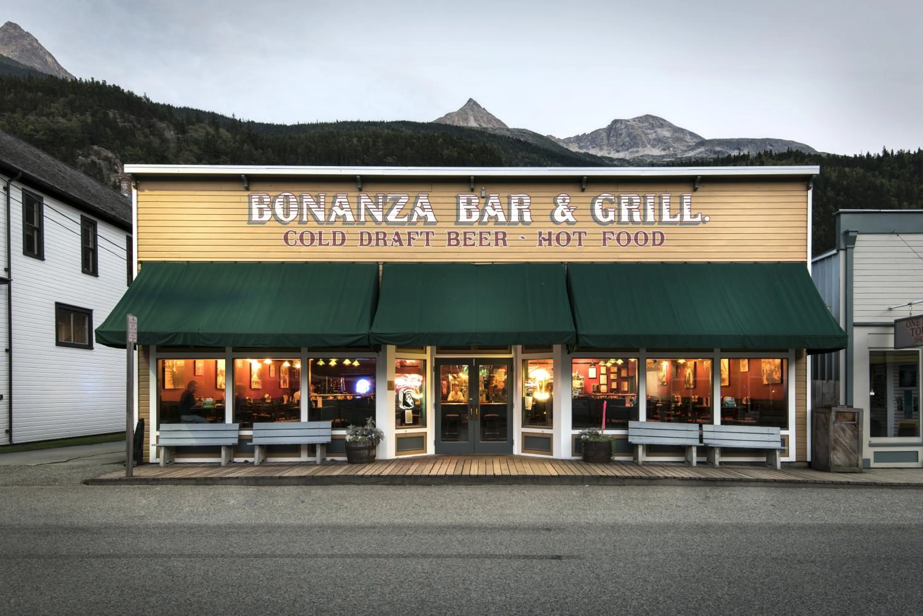 Restaurant/places to eat in Holland America Skagway Inn