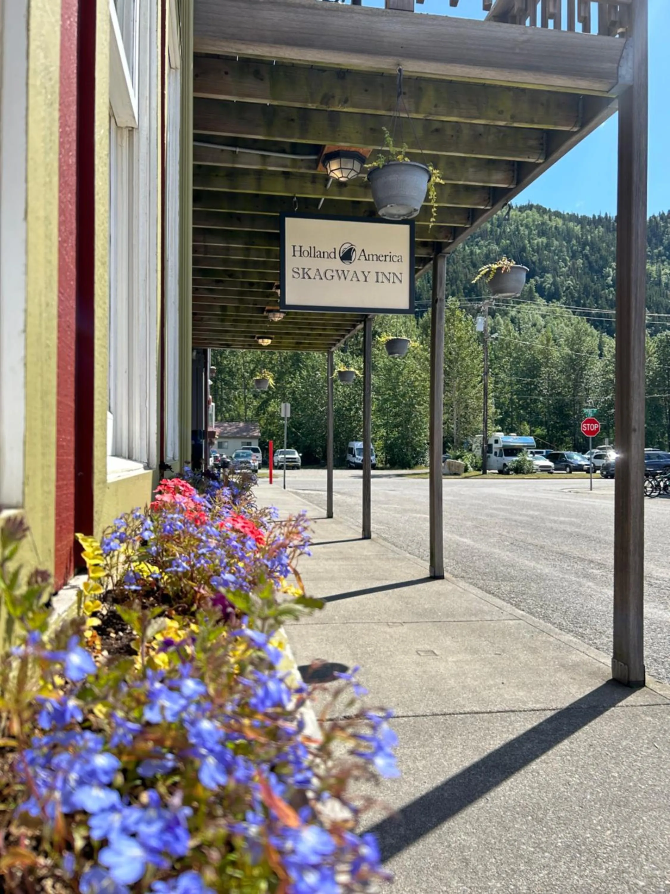 Property building in Holland America Skagway Inn