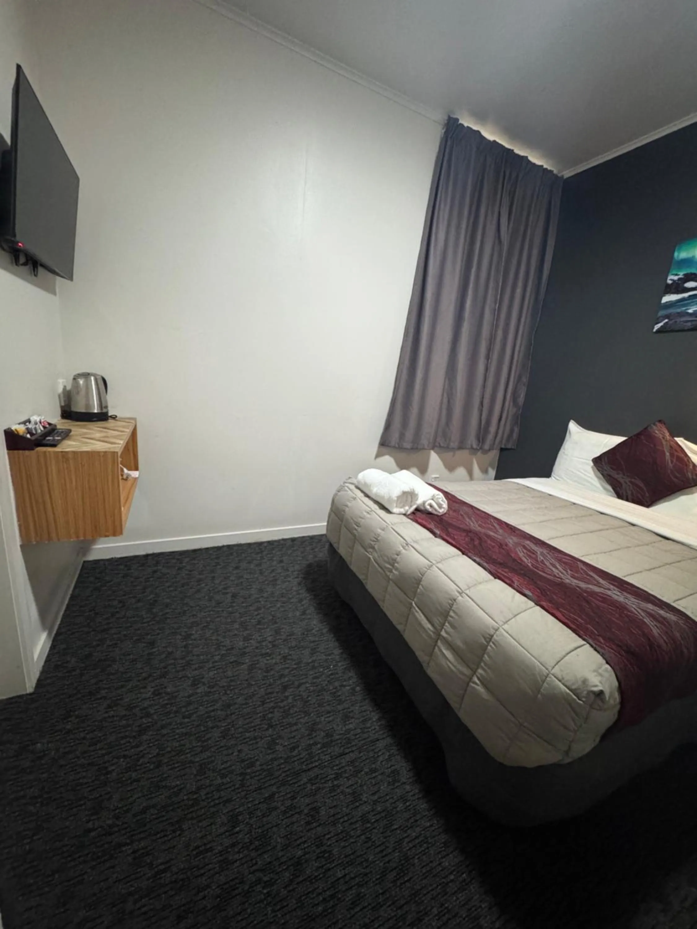 Bed in Halswell Lodge