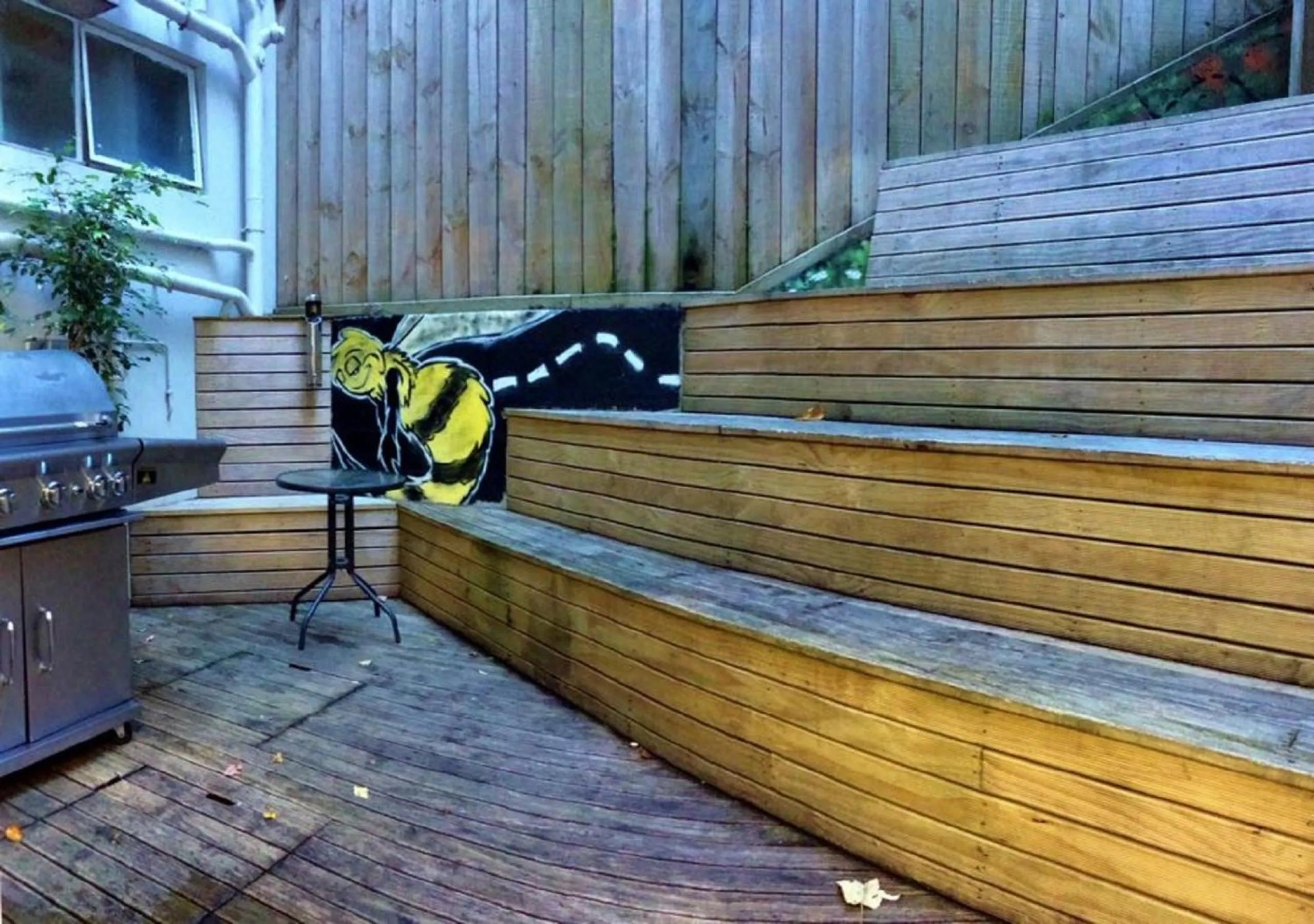 BBQ facilities in Trek Global Backpackers